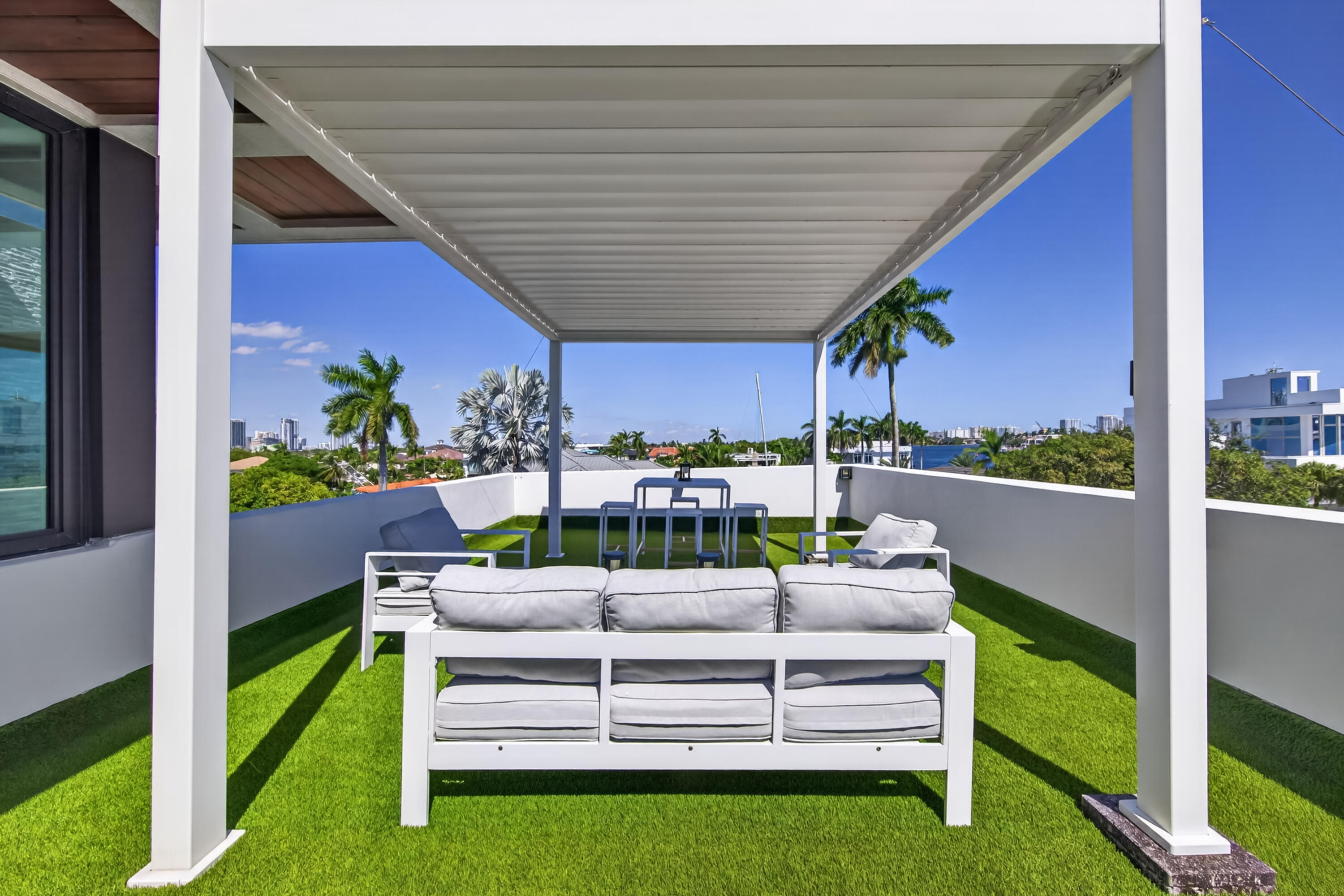 1736 SE 14TH, Fort Lauderdale FL 33316