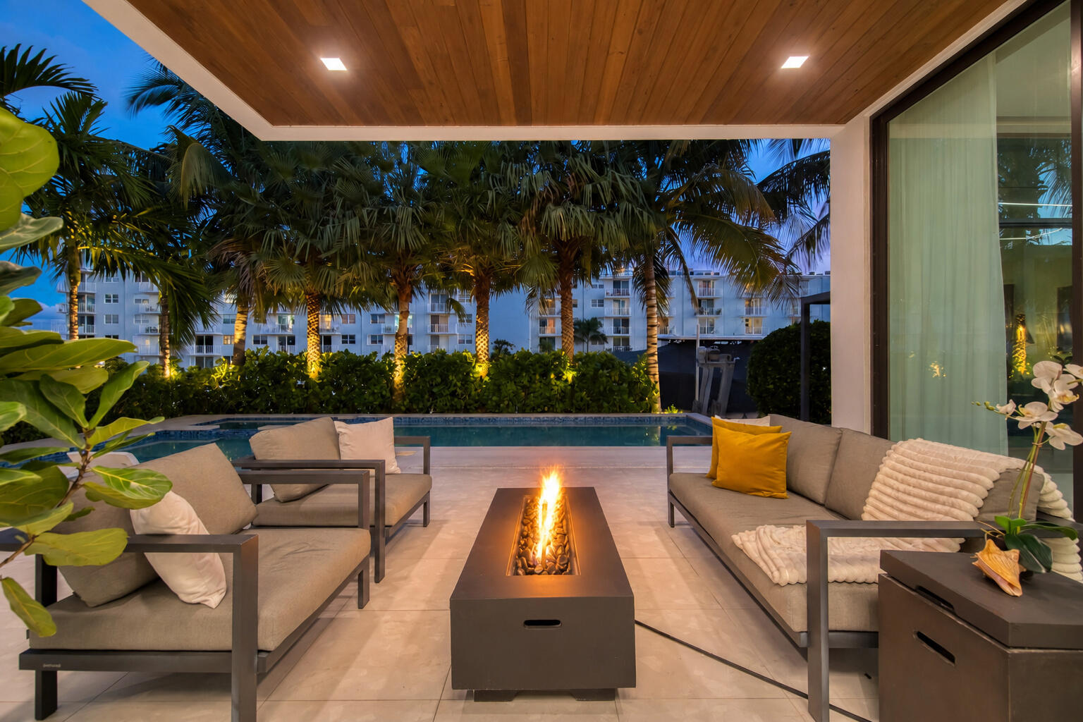 1736 SE 14TH, Fort Lauderdale FL 33316