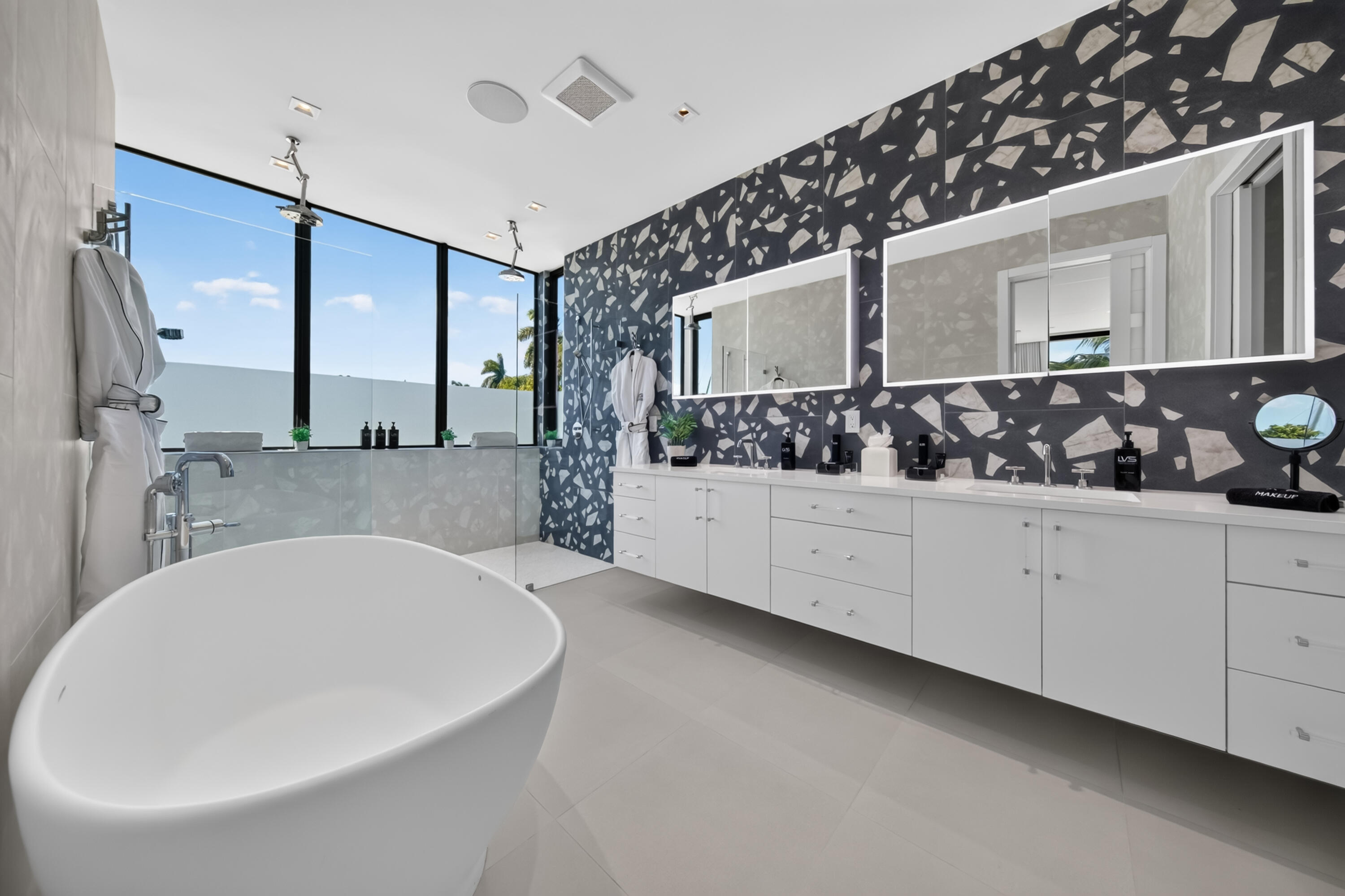 1736 SE 14TH, Fort Lauderdale FL 33316