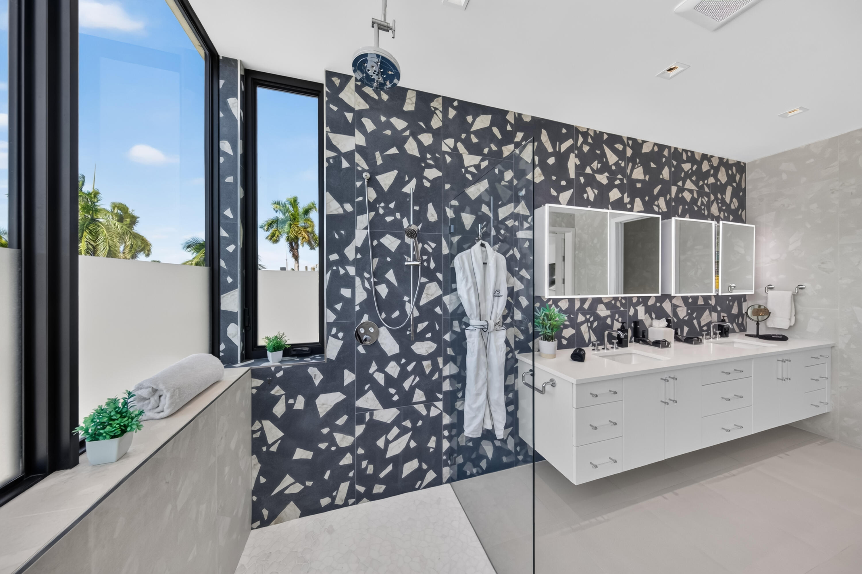 1736 SE 14TH, Fort Lauderdale FL 33316