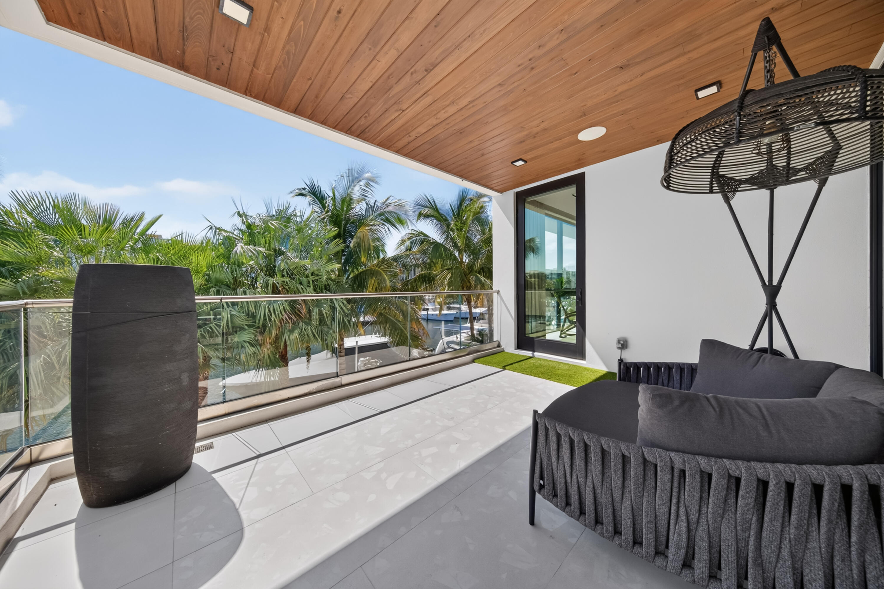 1736 SE 14TH, Fort Lauderdale FL 33316