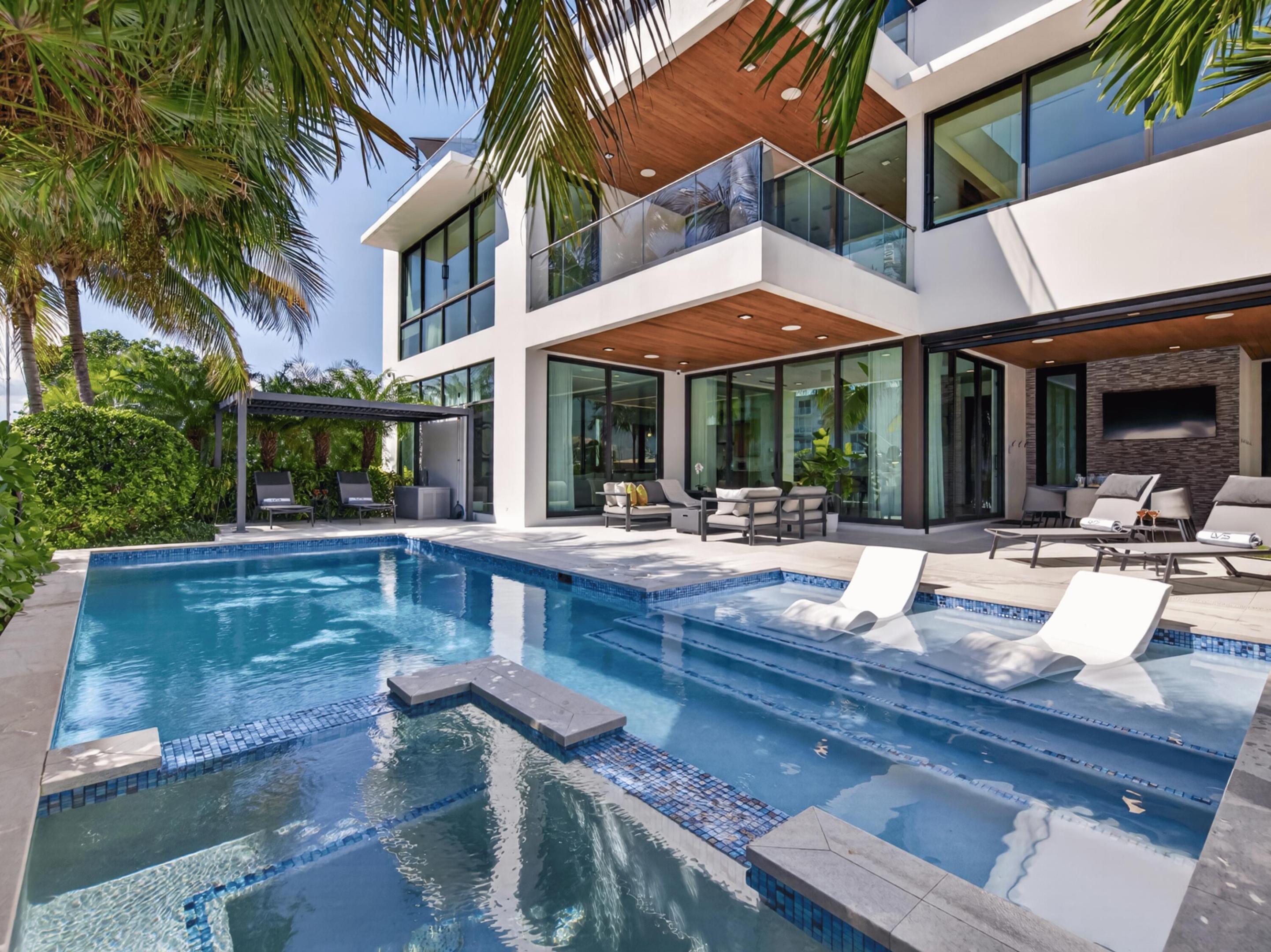 1736 SE 14TH, Fort Lauderdale FL 33316