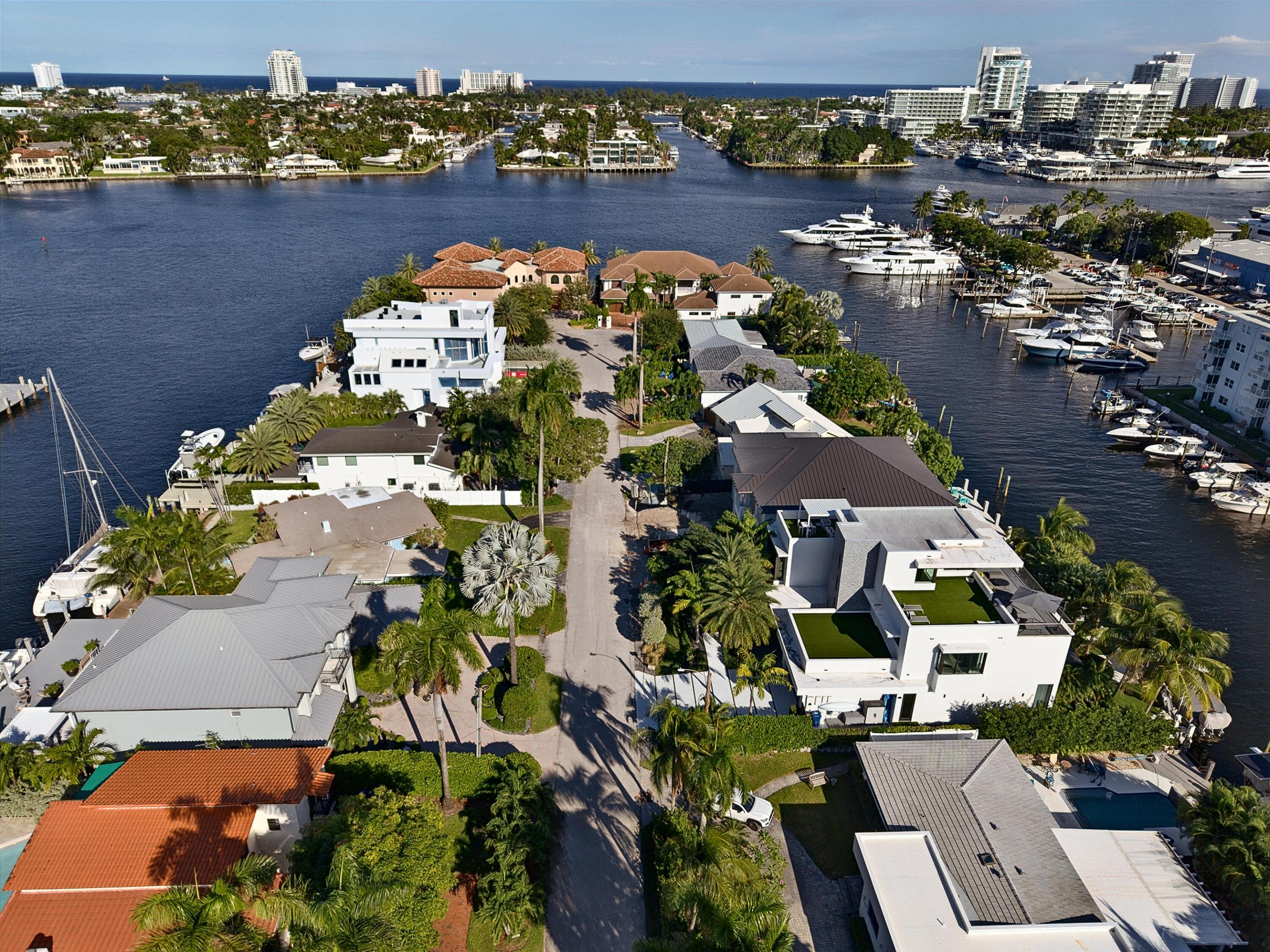 1736 SE 14TH, Fort Lauderdale FL 33316