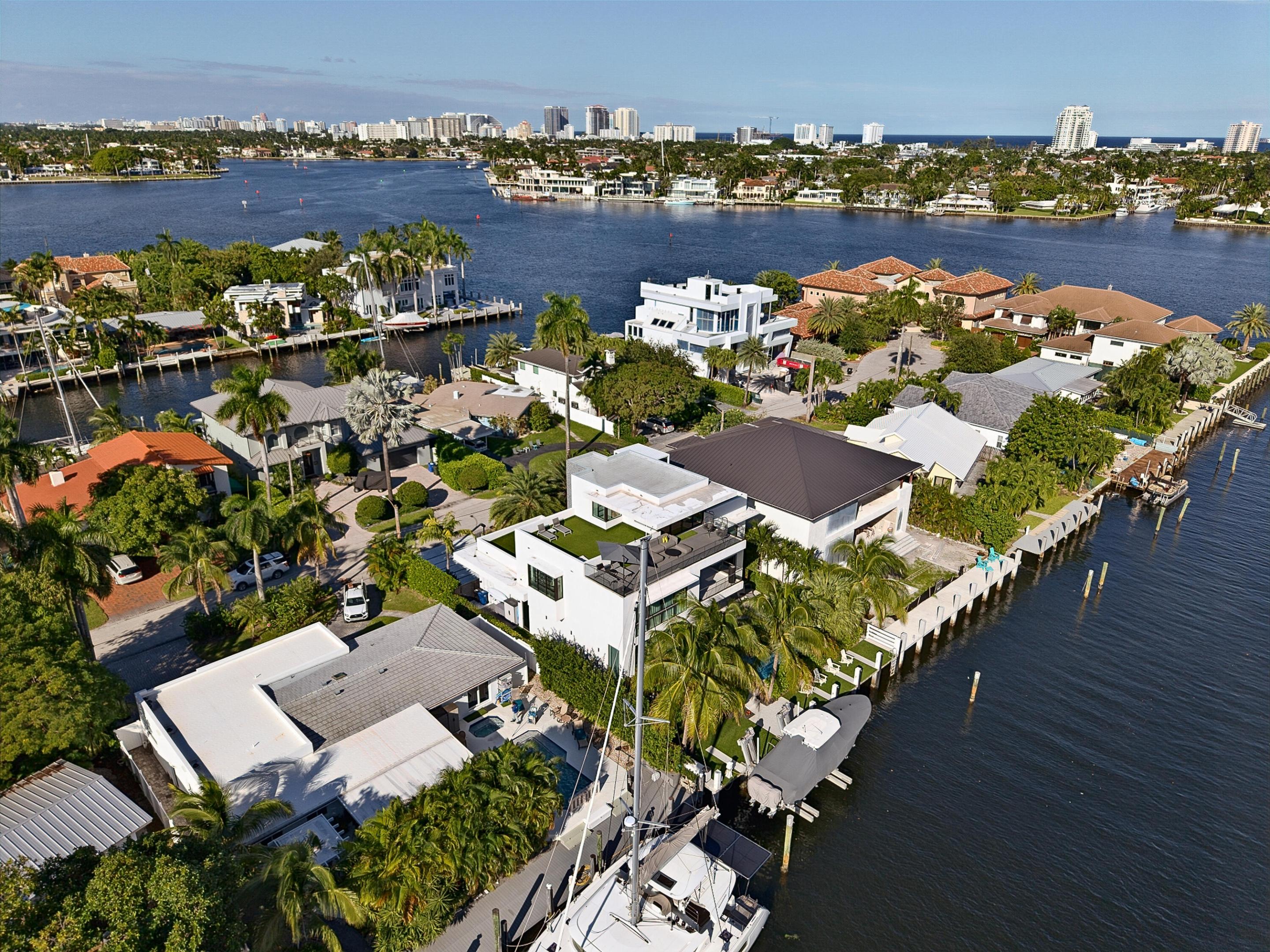 1736 SE 14TH, Fort Lauderdale FL 33316