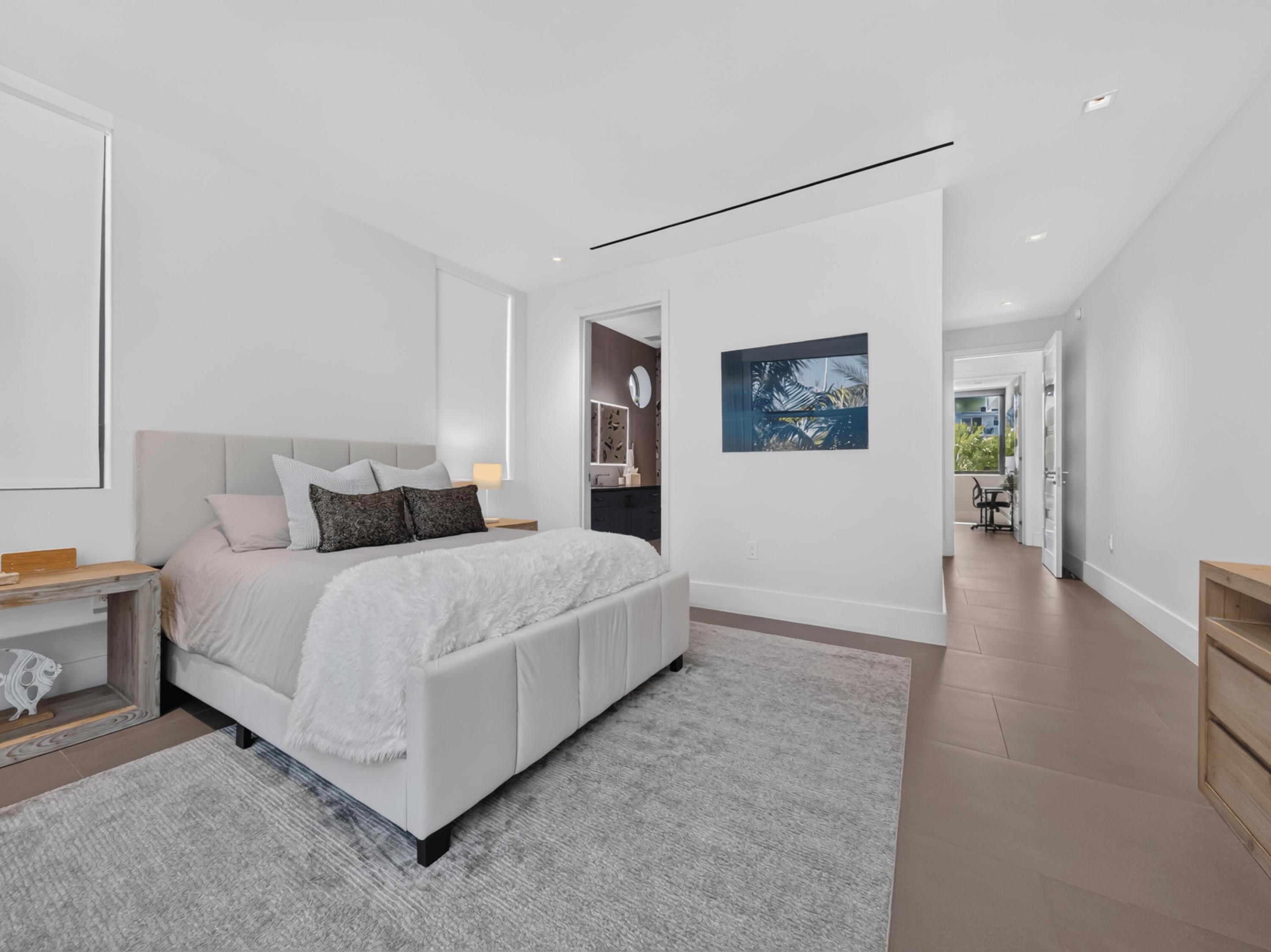 1736 SE 14TH, Fort Lauderdale FL 33316