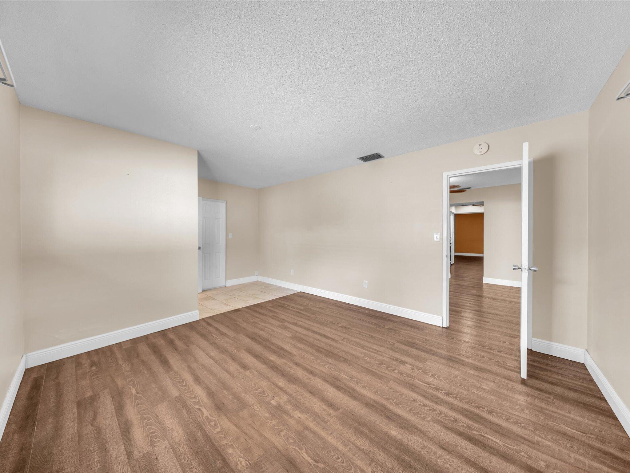 6701 NW 20TH, Margate FL 33063