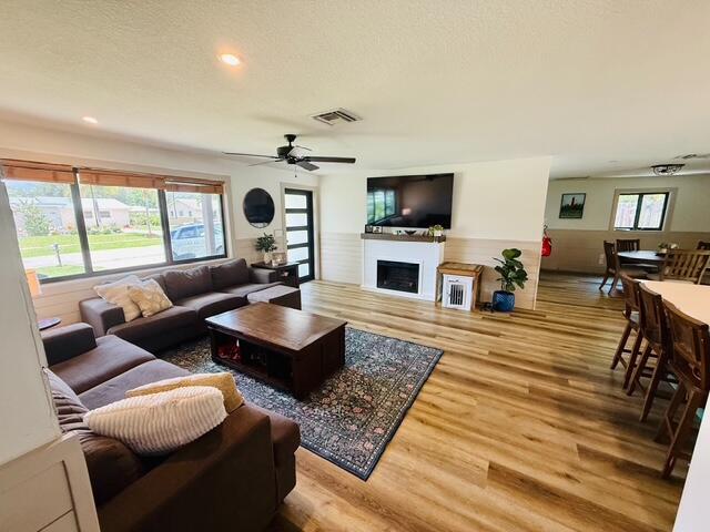 401 CIRCLE, Jupiter FL 33458