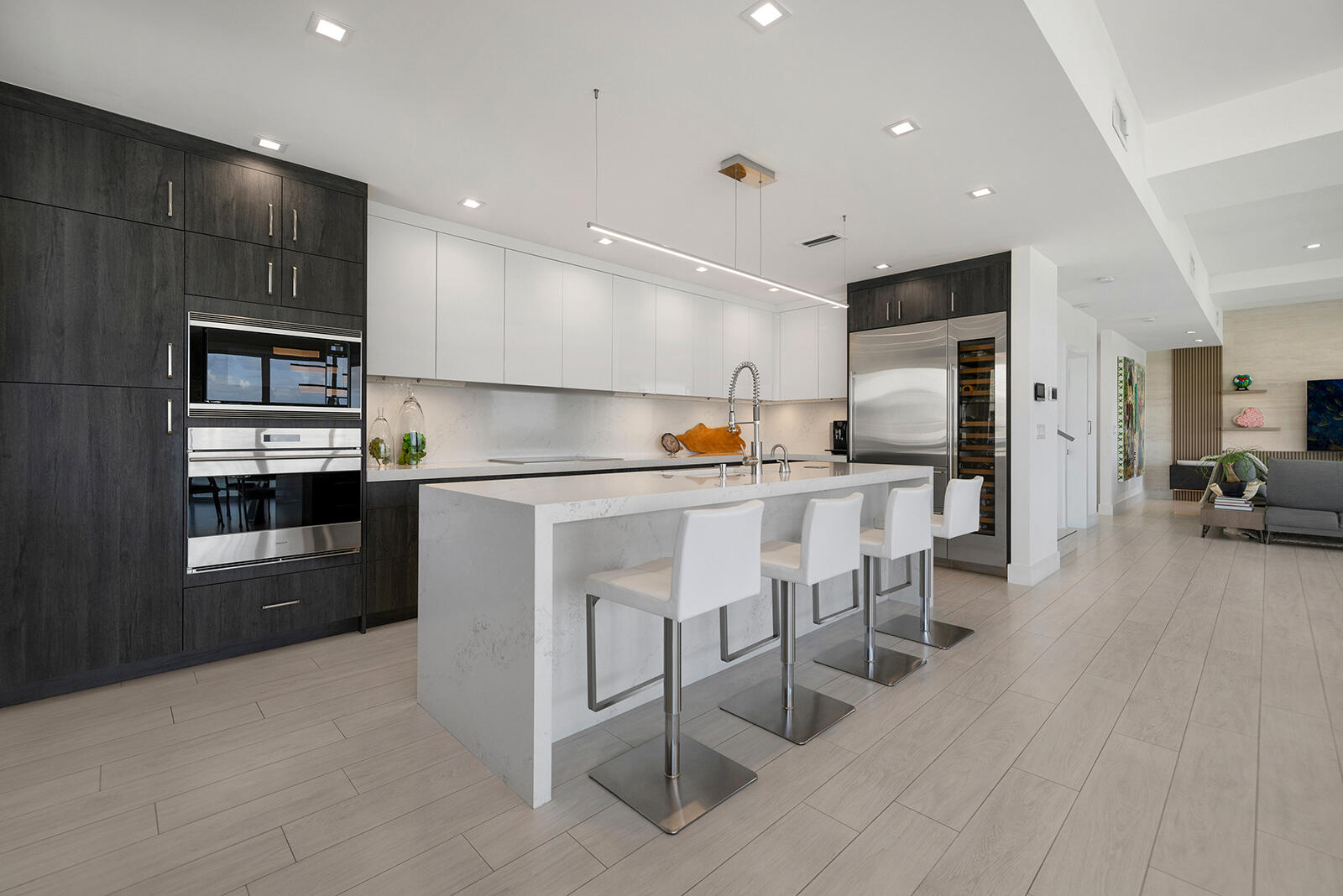 350 Desoto, Hollywood FL 33019