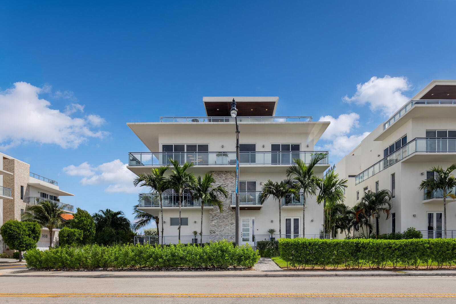 350 Desoto, Hollywood FL 33019