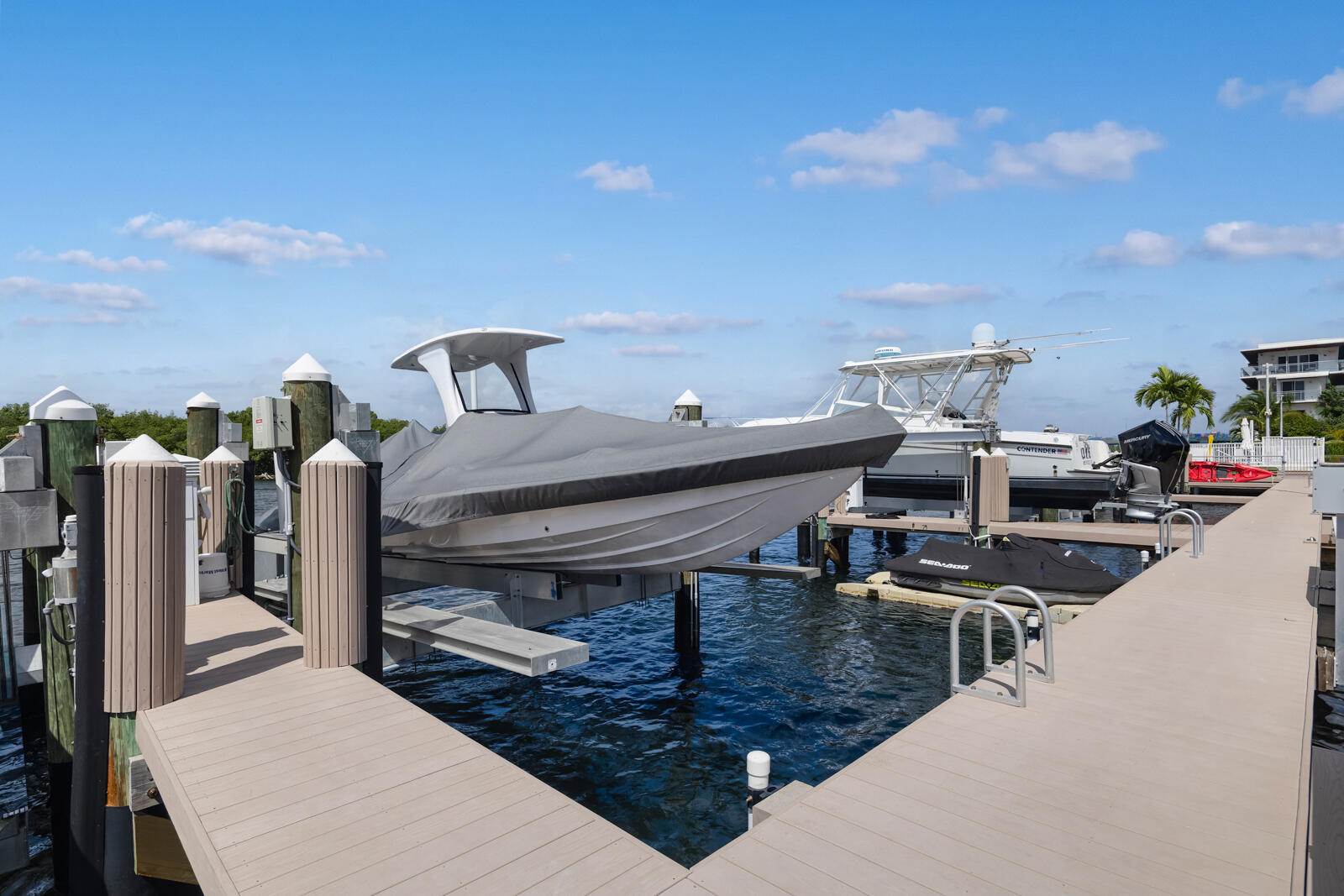 350 Desoto, Hollywood FL 33019