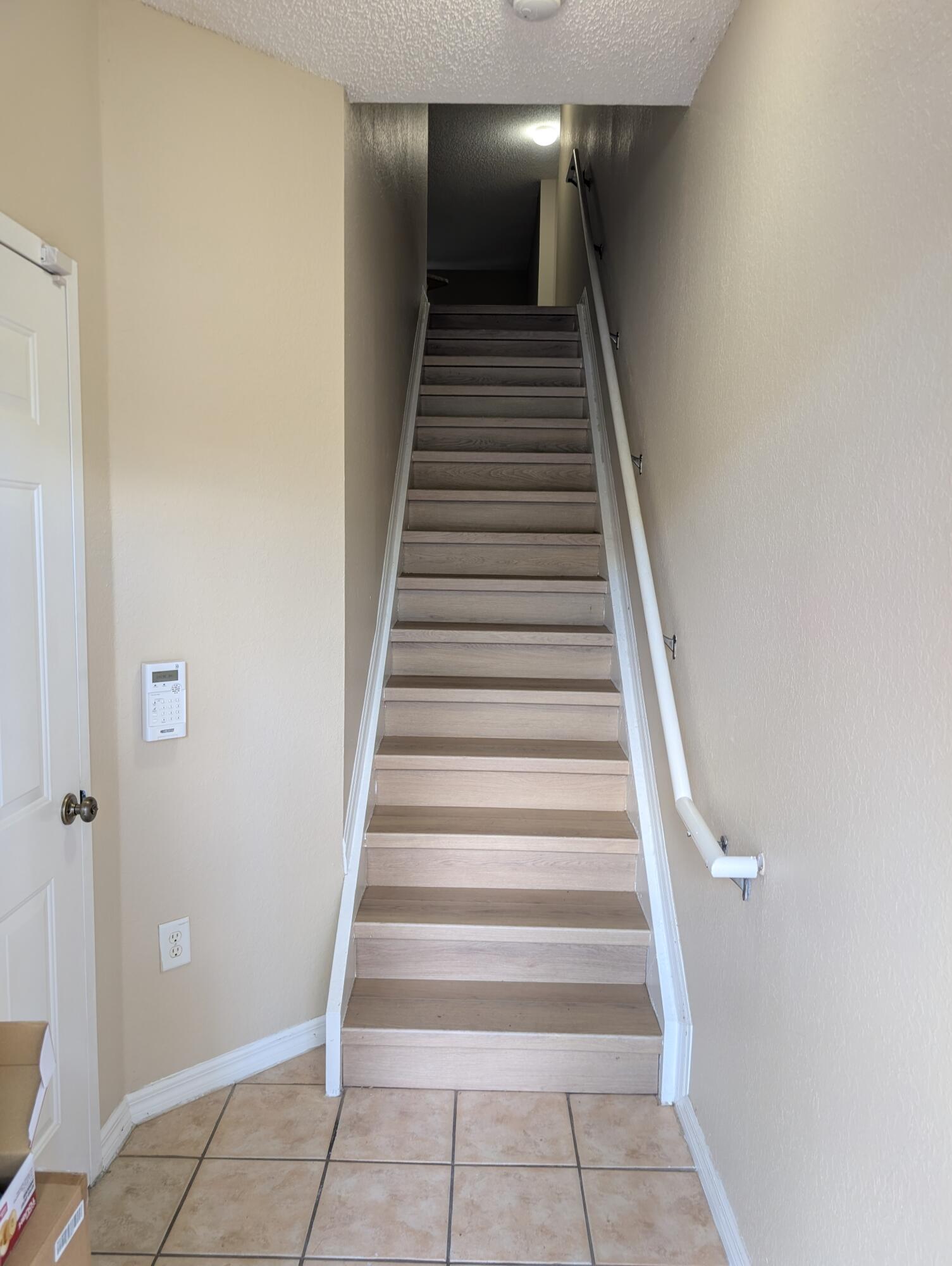 280 CRESTWOOD #205, Royal Palm Beach FL 33411