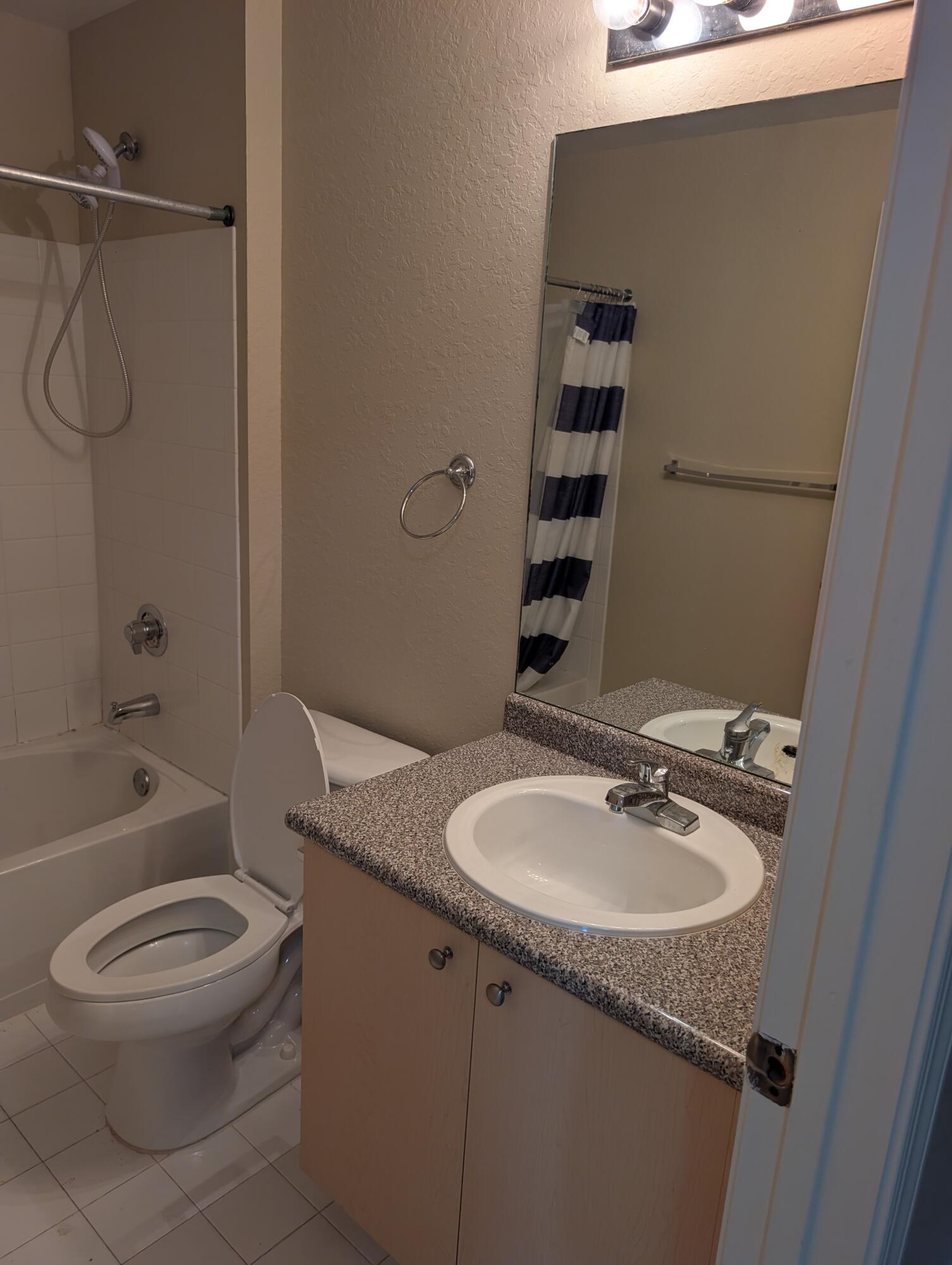 280 CRESTWOOD #205, Royal Palm Beach FL 33411