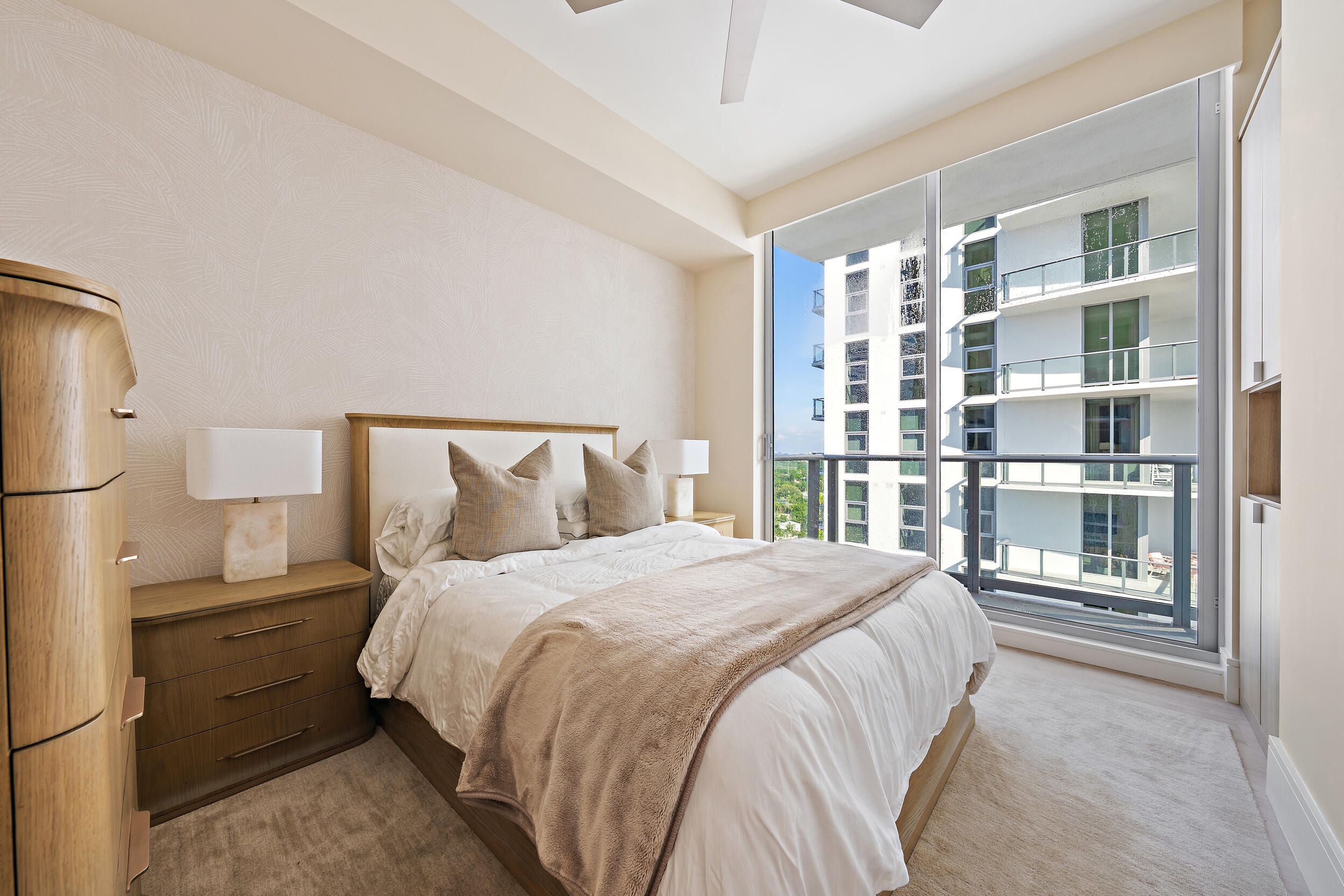 220 Lake Shore #1402, Lake Park FL 33403