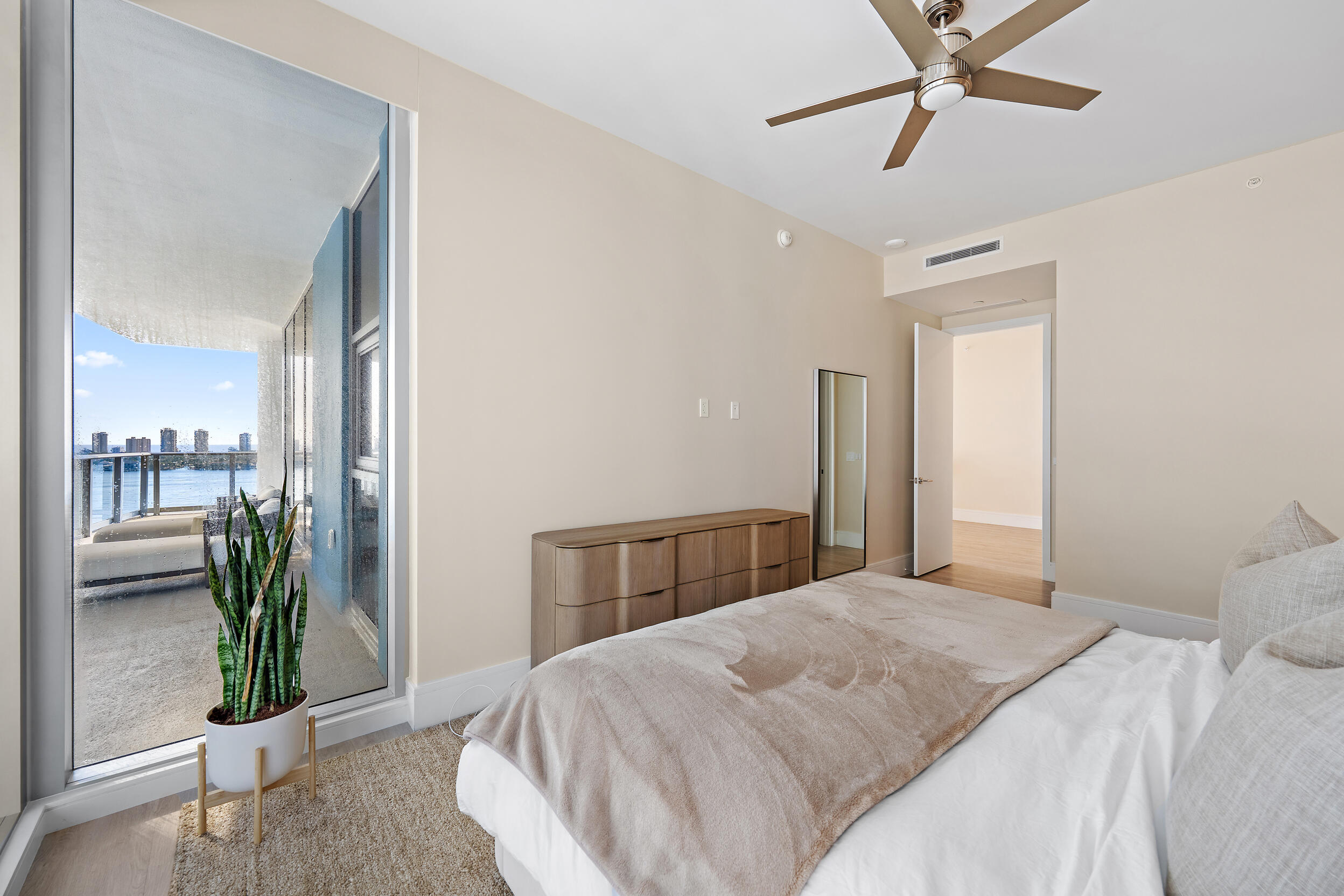 220 Lake Shore #1402, Lake Park FL 33403