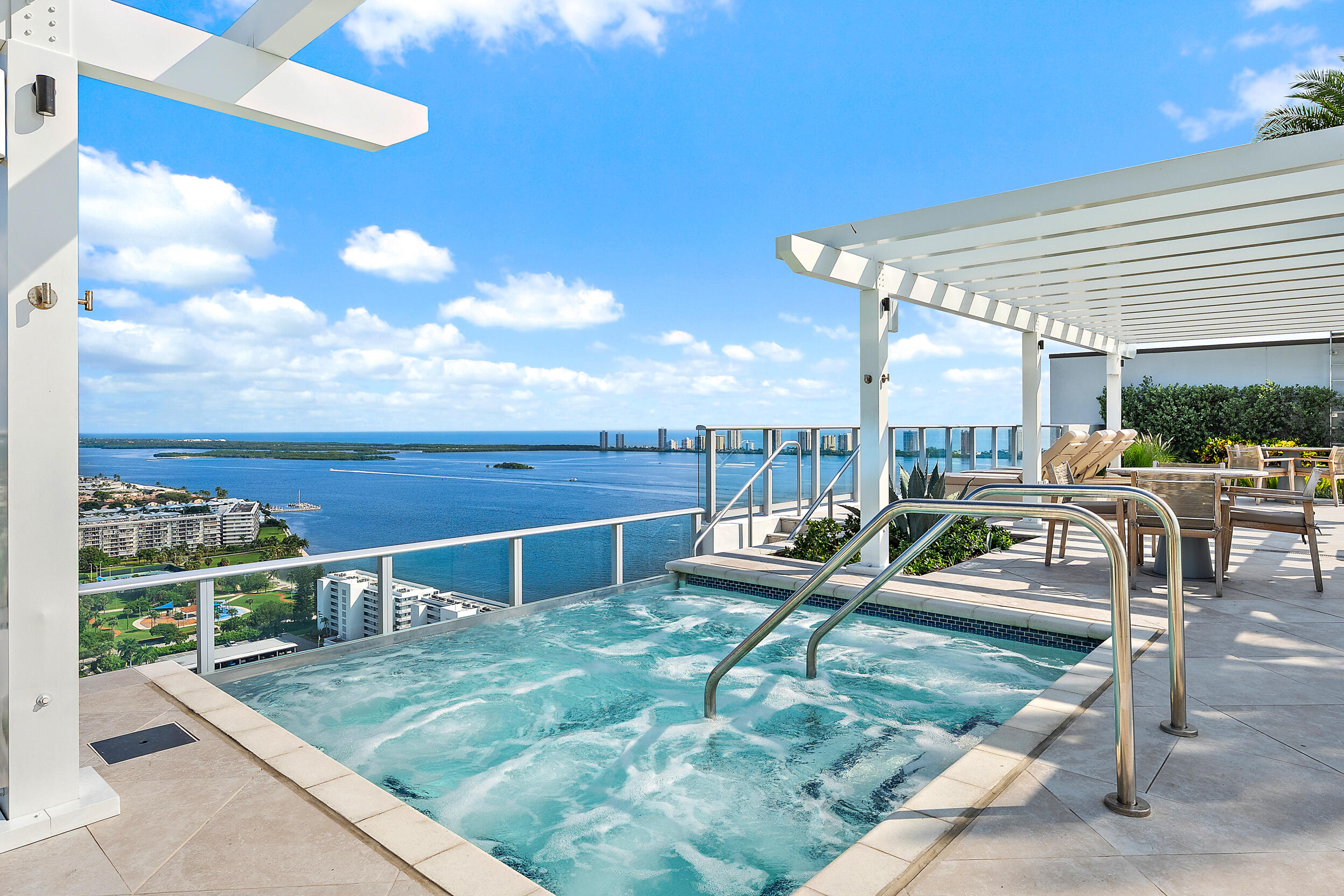 220 Lake Shore #1402, Lake Park FL 33403