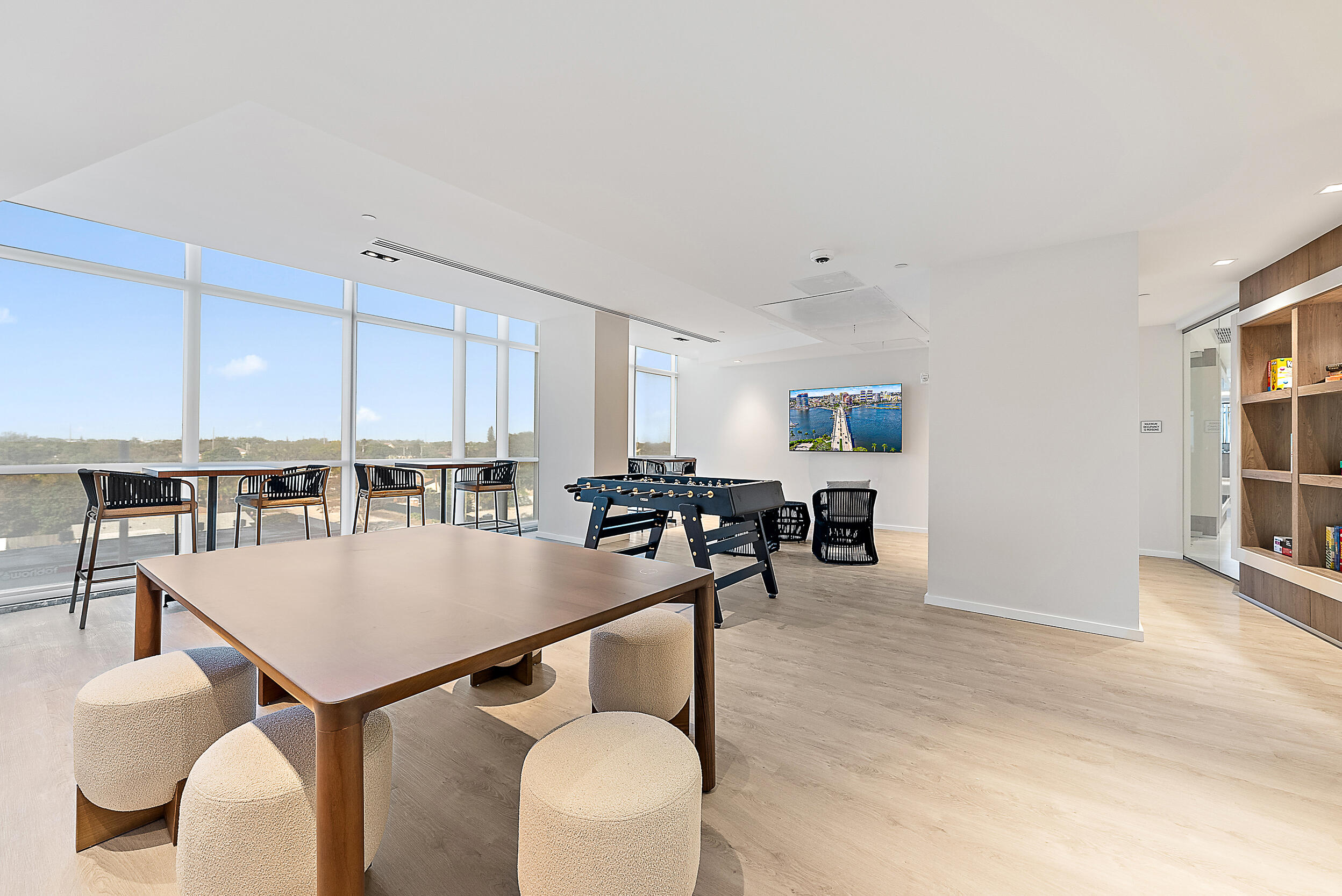 220 Lake Shore #1402, Lake Park FL 33403