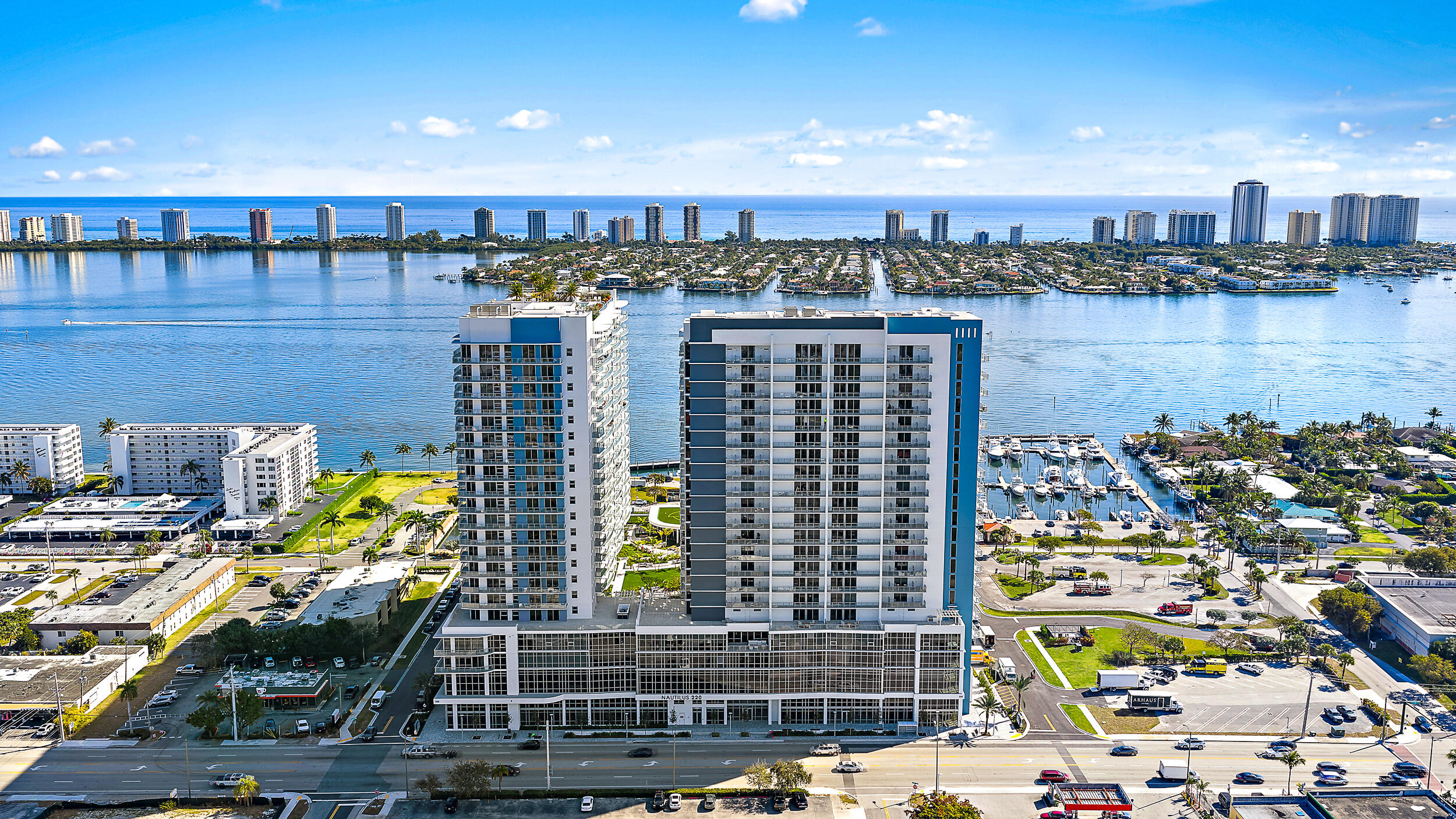 220 Lake Shore #1402, Lake Park FL 33403