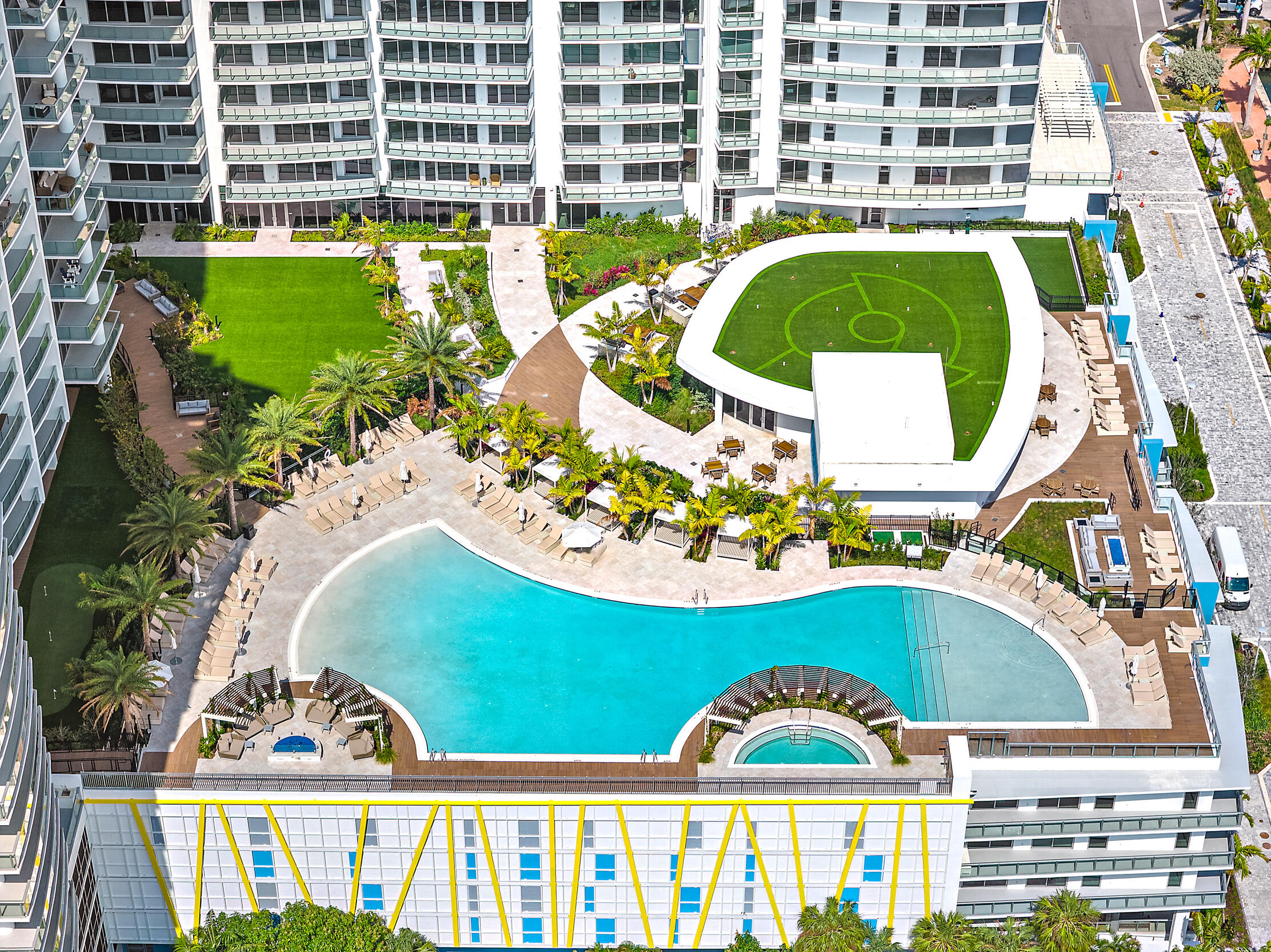 220 Lake Shore #1402, Lake Park FL 33403
