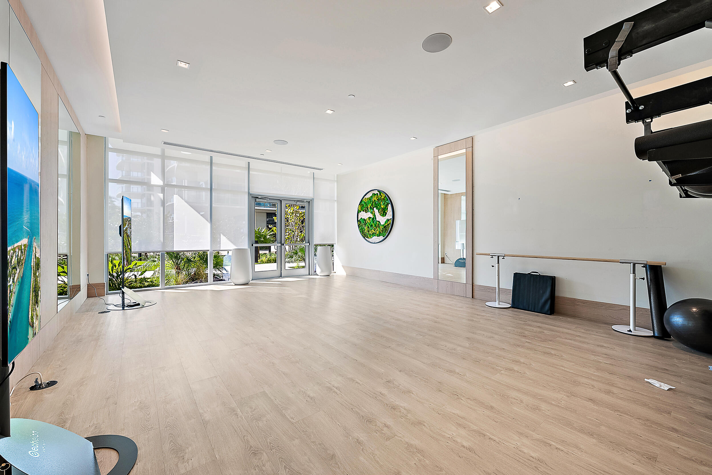 220 Lake Shore #1402, Lake Park FL 33403