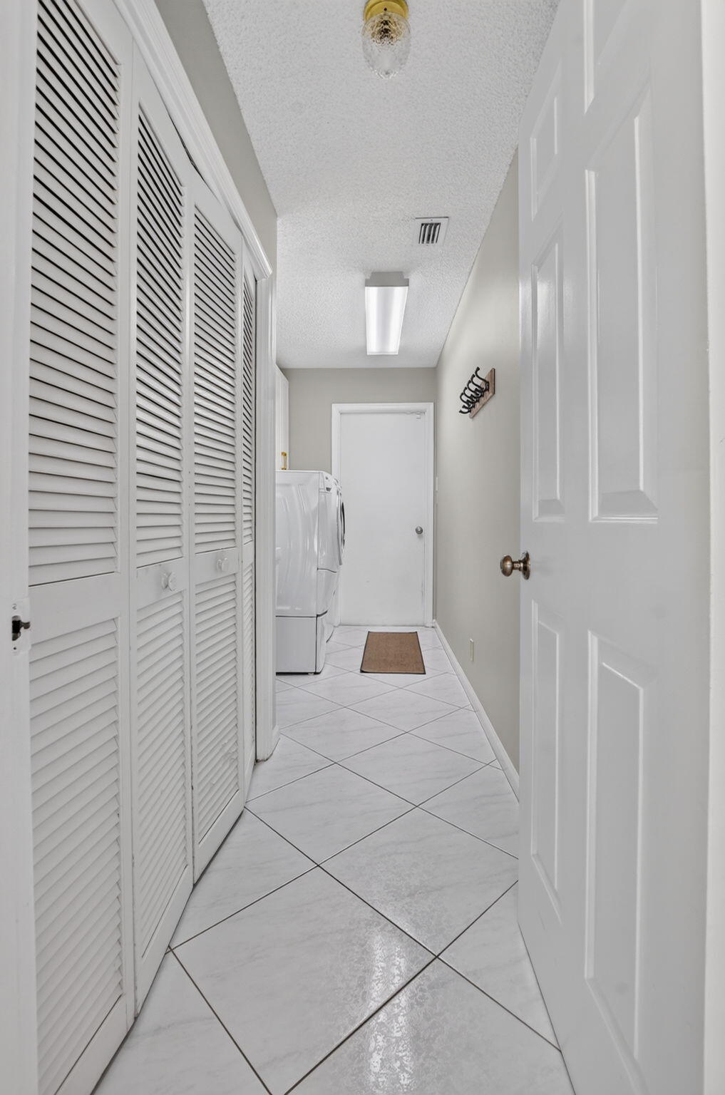 10081 HARBOURTOWN, Boca Raton FL 33498