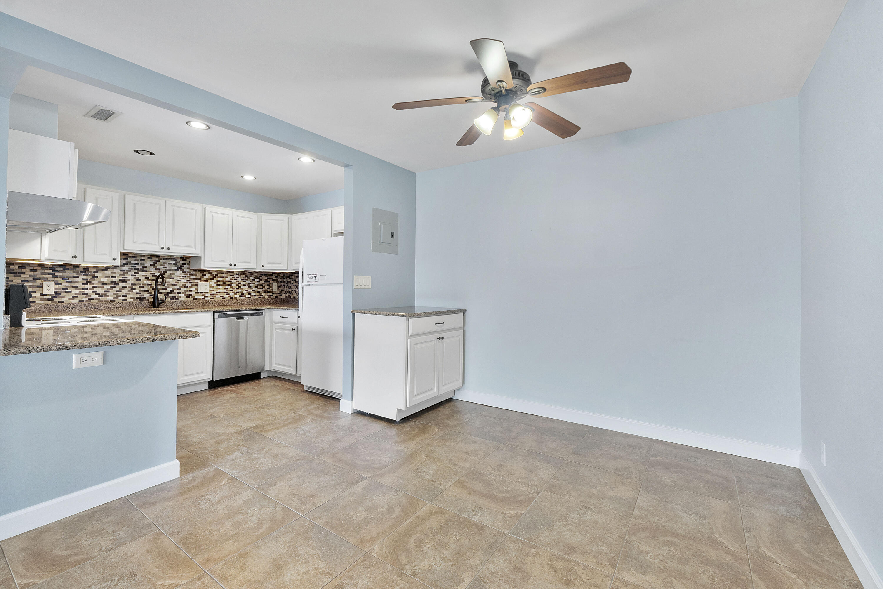 6253 Bay Club #3, Fort Lauderdale FL 33308