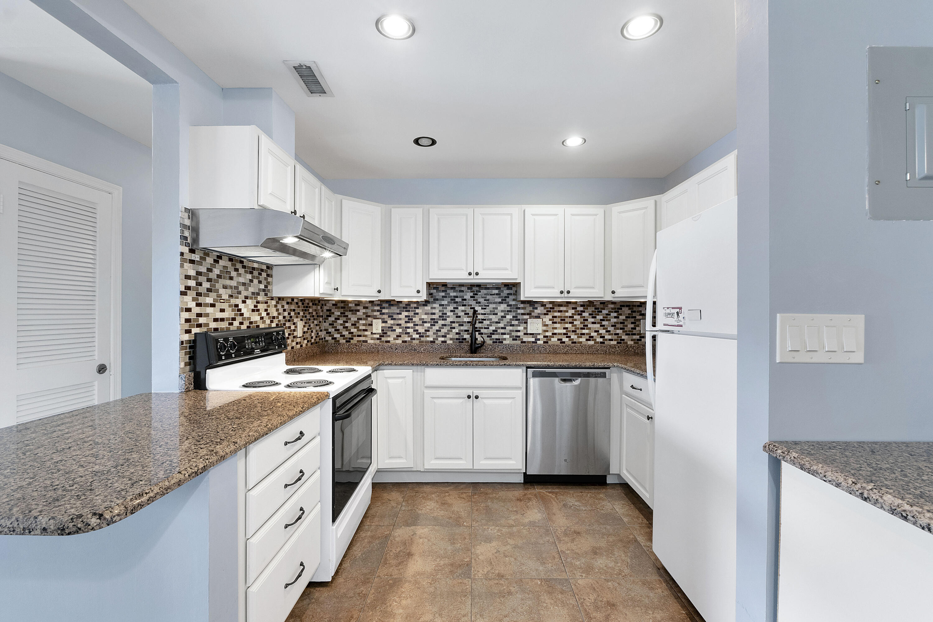 6253 Bay Club #3, Fort Lauderdale FL 33308