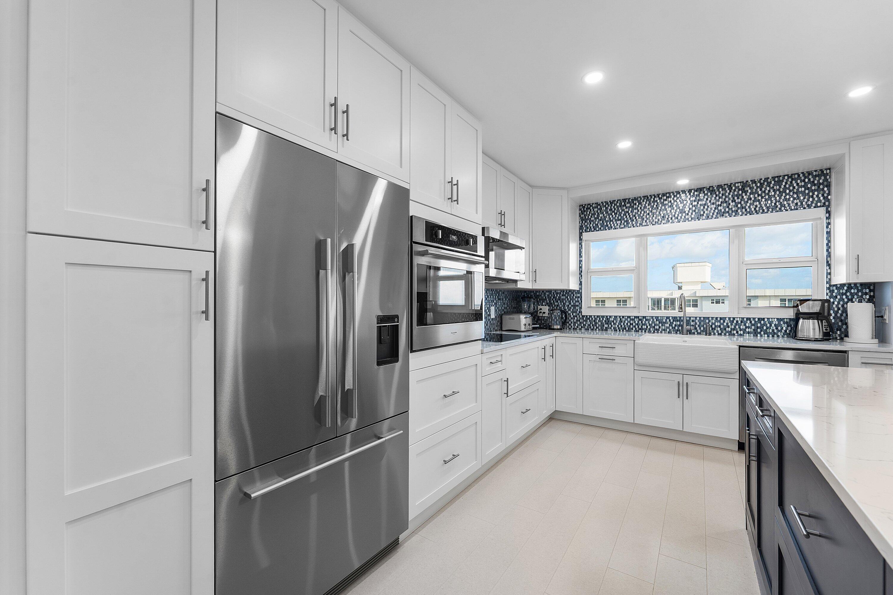 220 MacFarlane #PH4-S, Delray Beach FL 33483