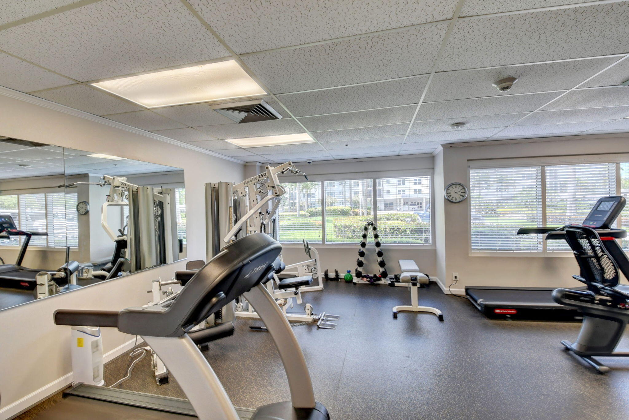 220 MacFarlane #PH4-S, Delray Beach FL 33483