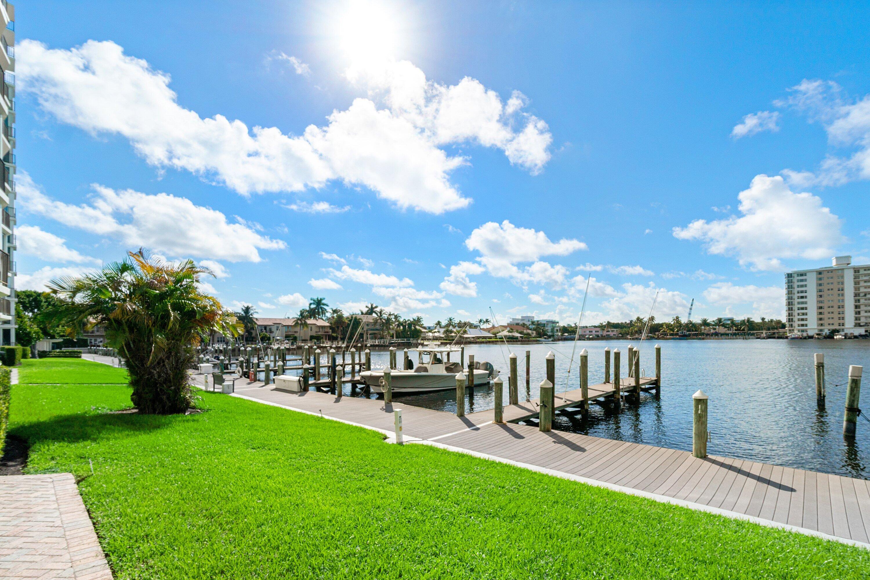 220 MacFarlane #PH4-S, Delray Beach FL 33483