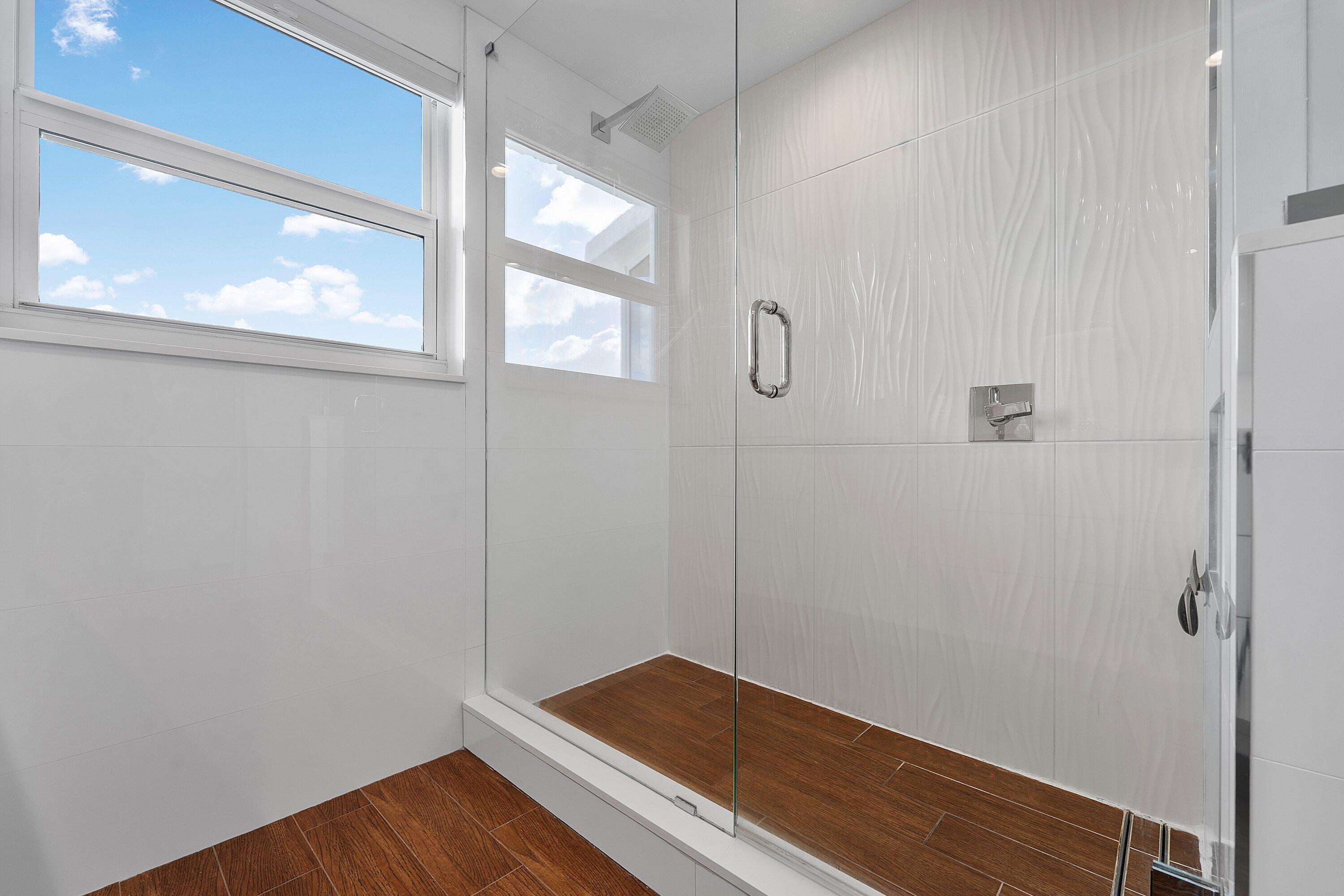 220 MacFarlane #PH4-S, Delray Beach FL 33483