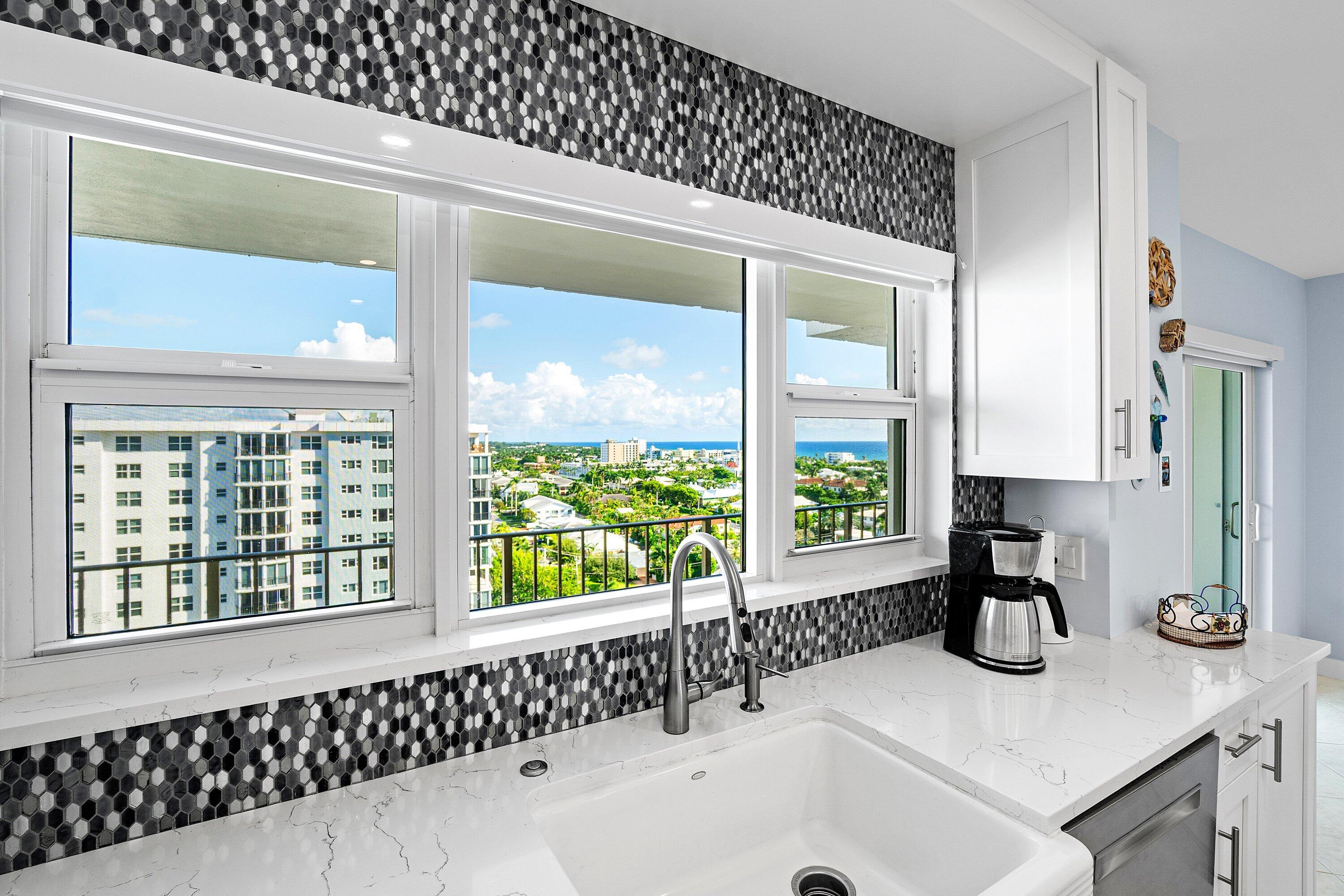 220 MacFarlane #PH4-S, Delray Beach FL 33483