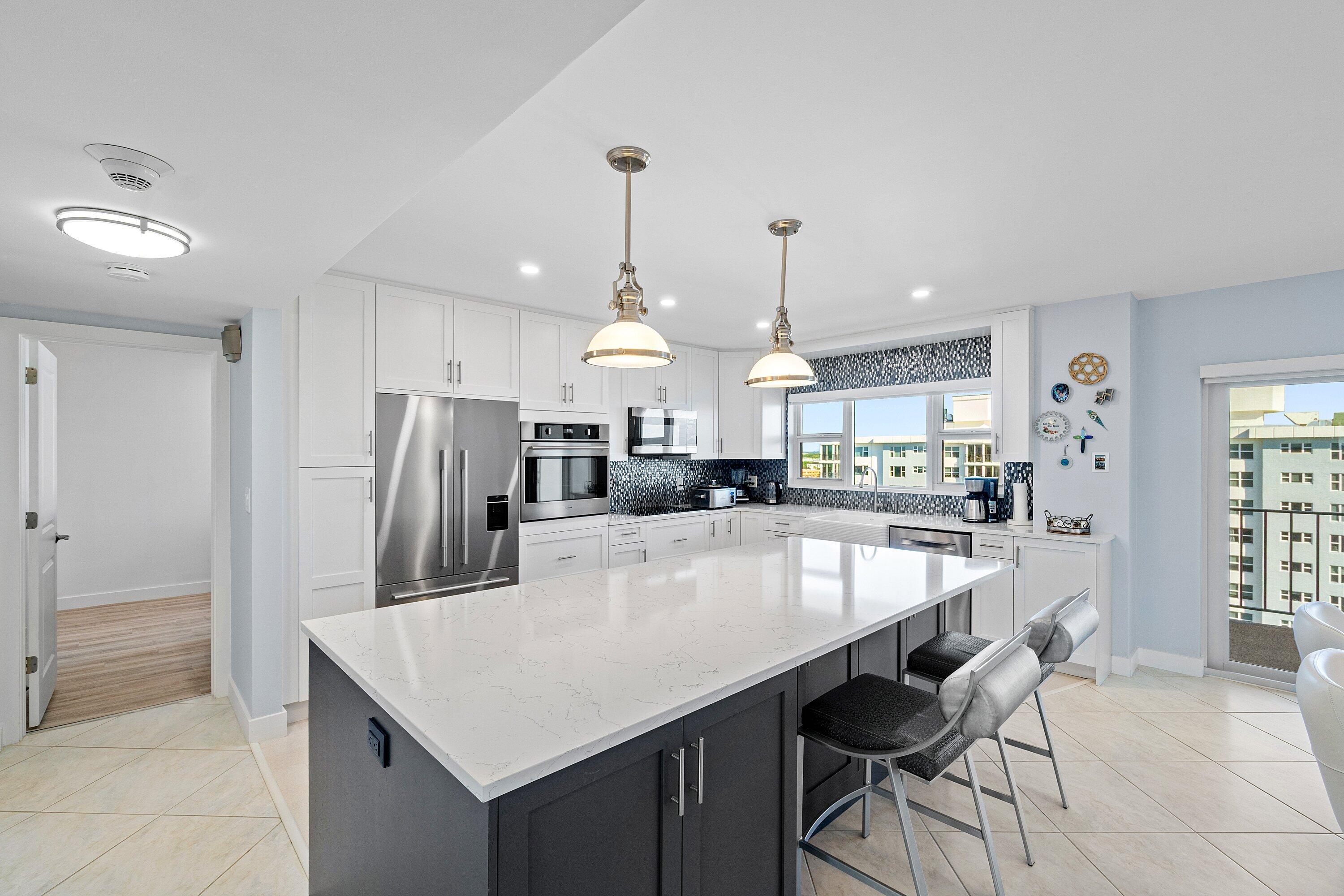 220 MacFarlane #PH4-S, Delray Beach FL 33483