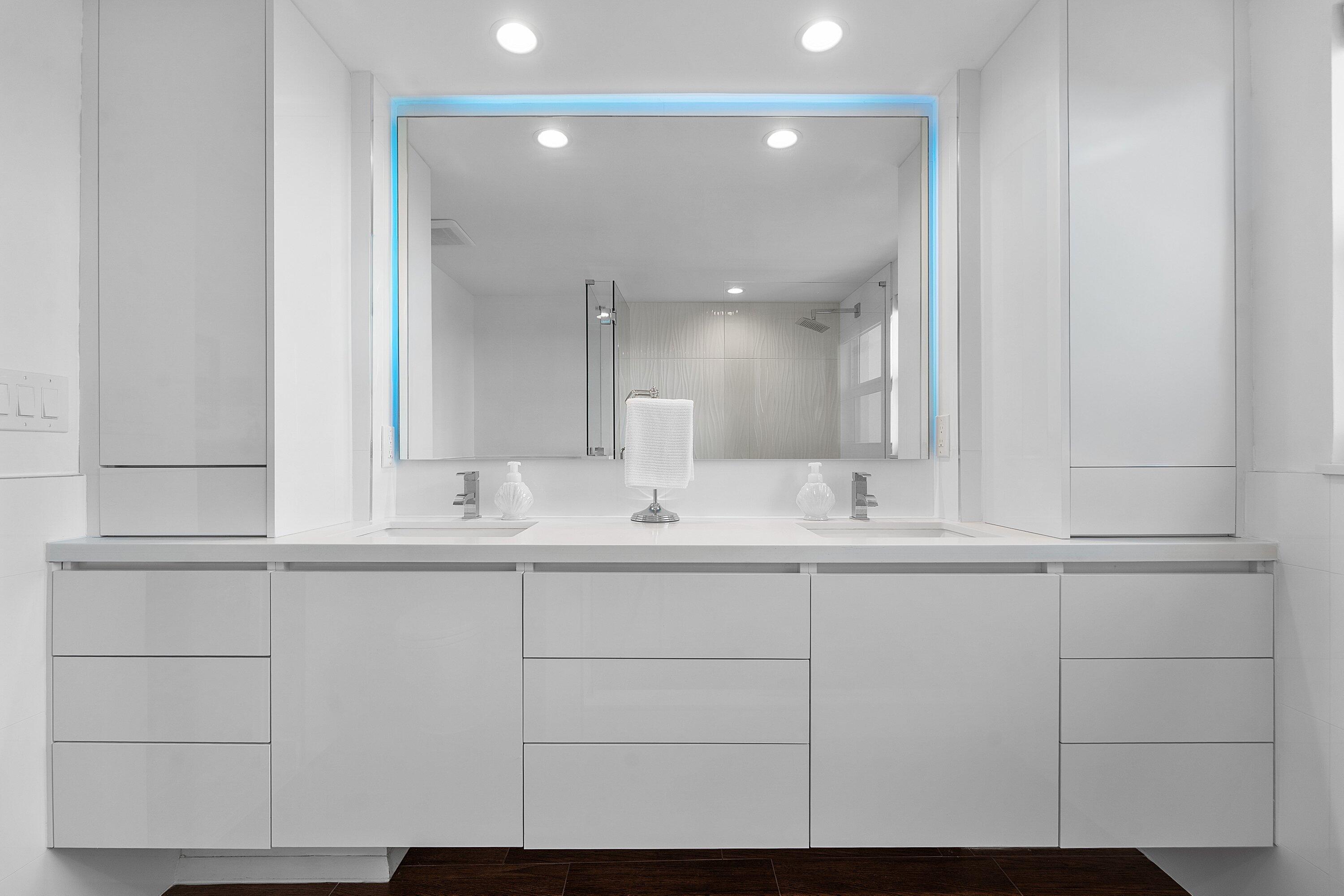 220 MacFarlane #PH4-S, Delray Beach FL 33483