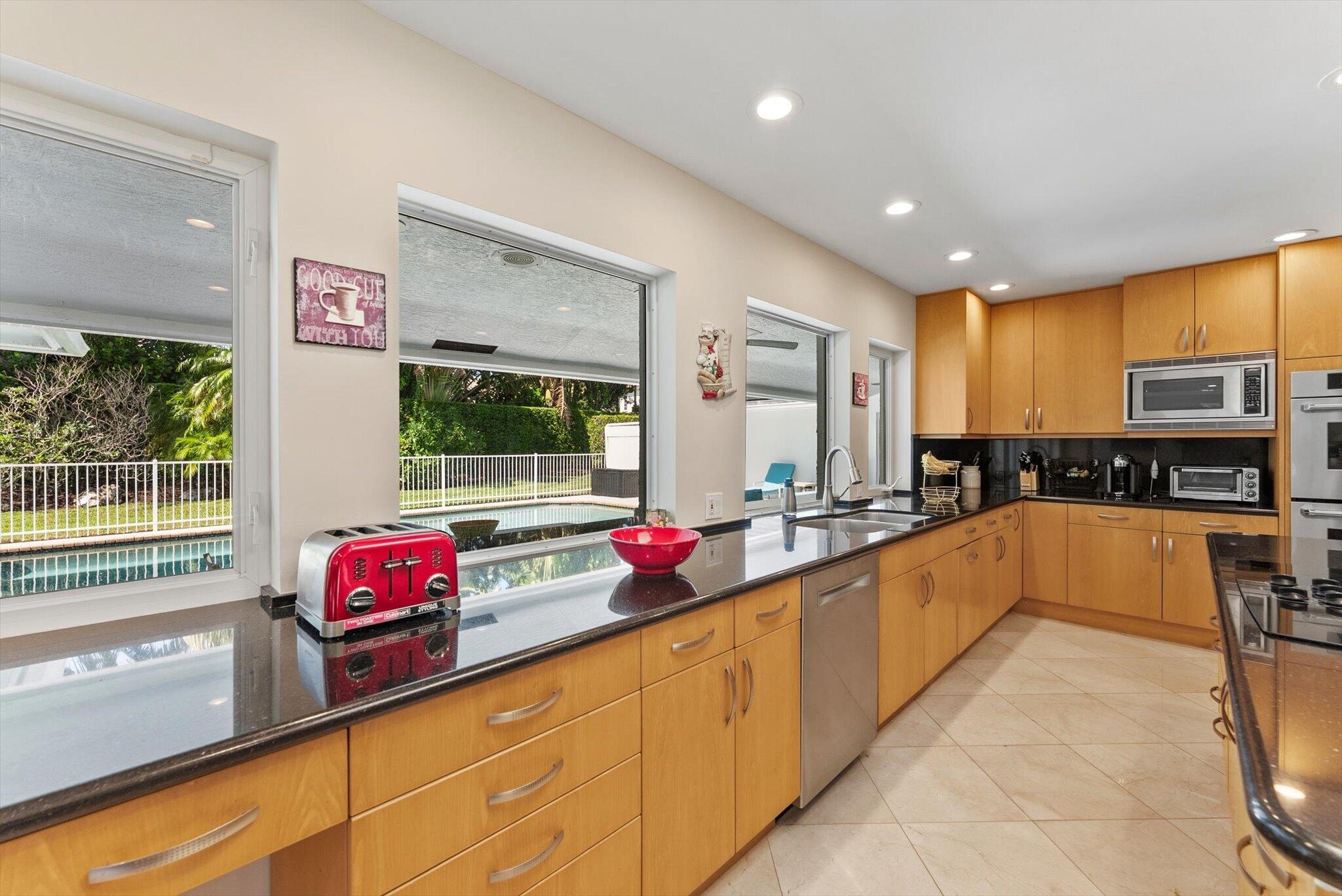 4475 Woodfield, Boca Raton FL 33434