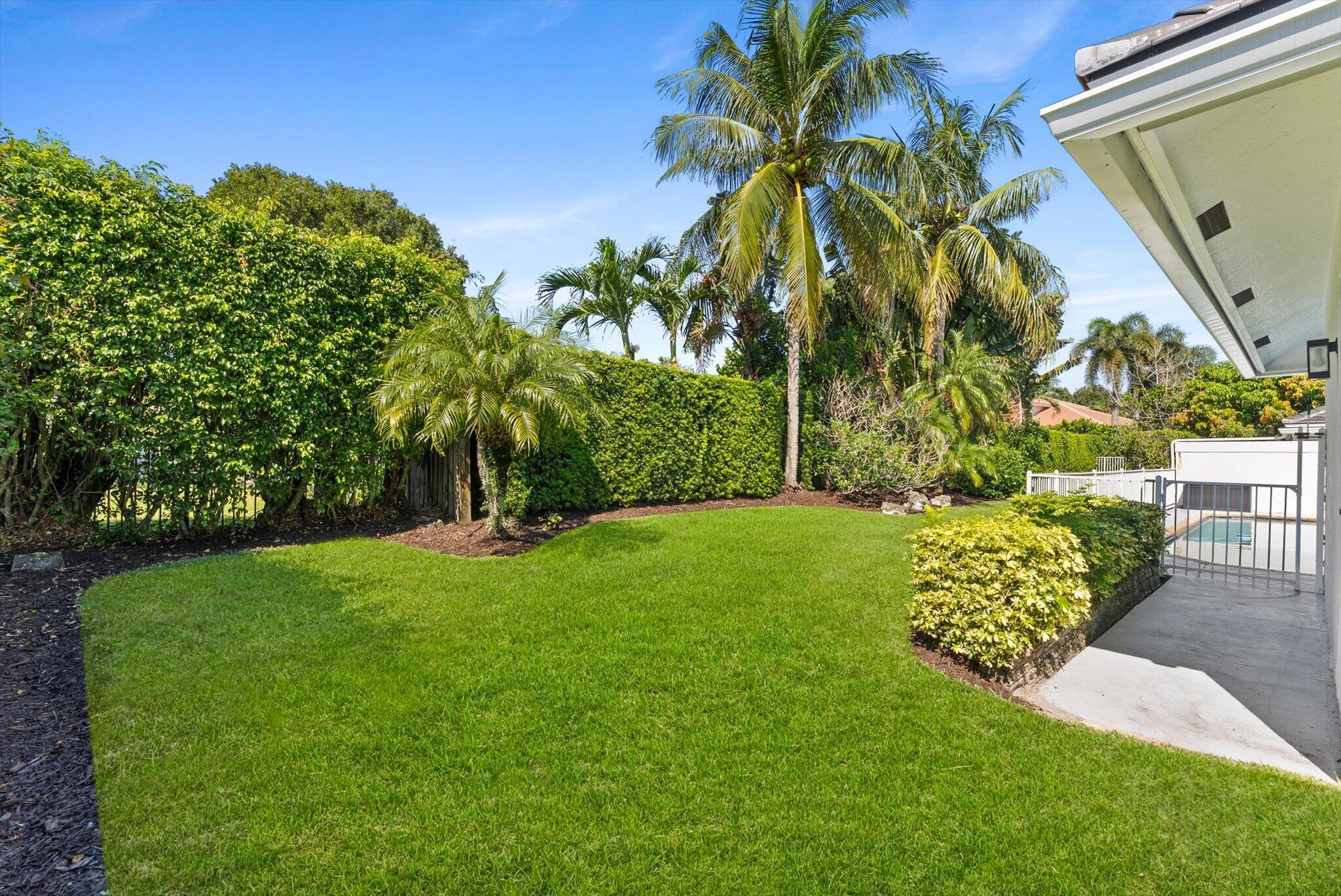 4475 Woodfield, Boca Raton FL 33434