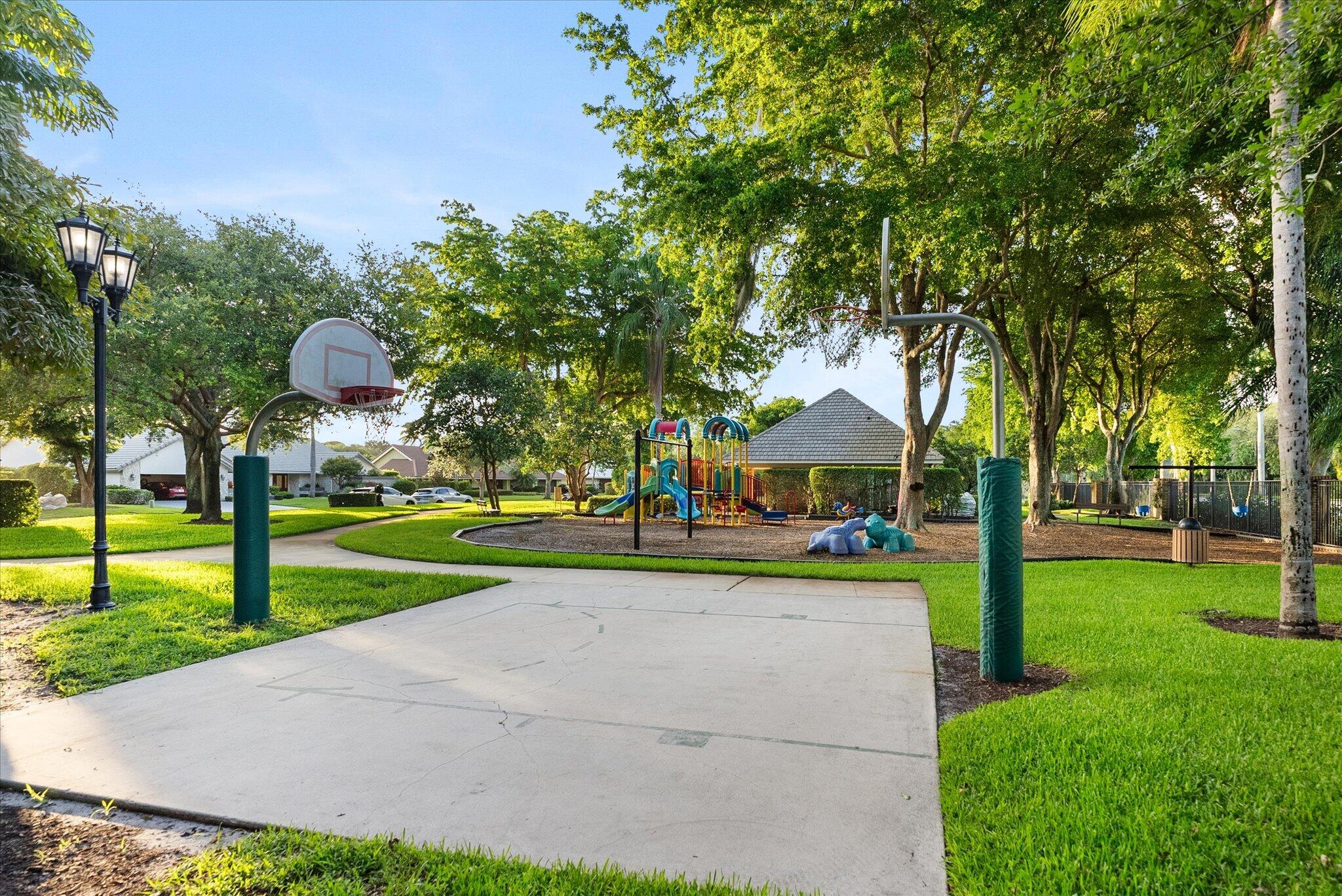 4475 Woodfield, Boca Raton FL 33434