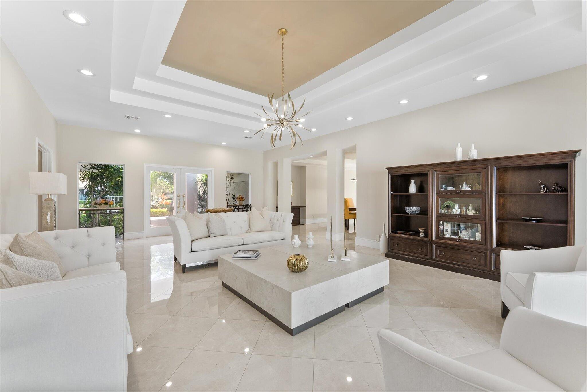4475 Woodfield, Boca Raton FL 33434