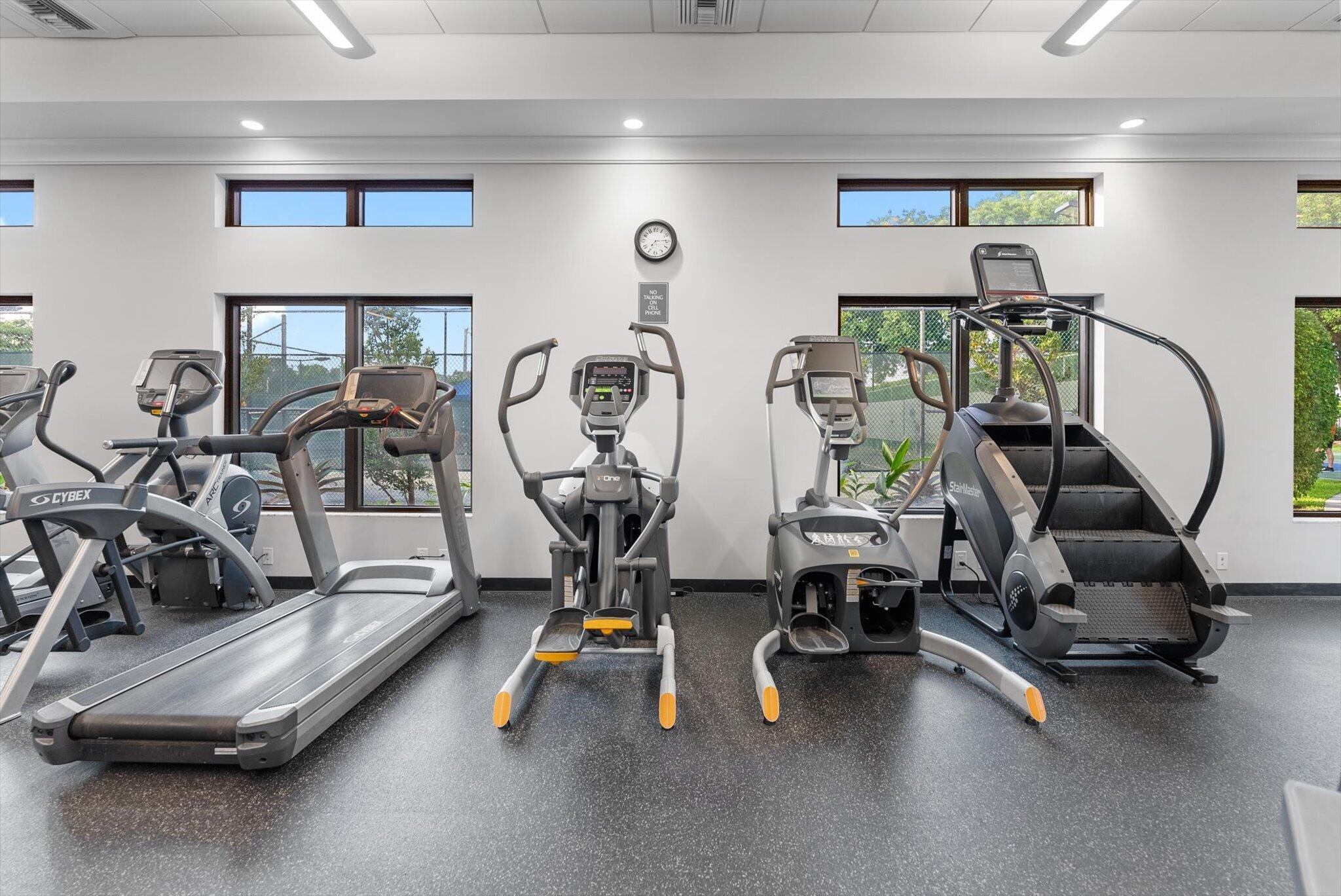 4475 Woodfield, Boca Raton FL 33434