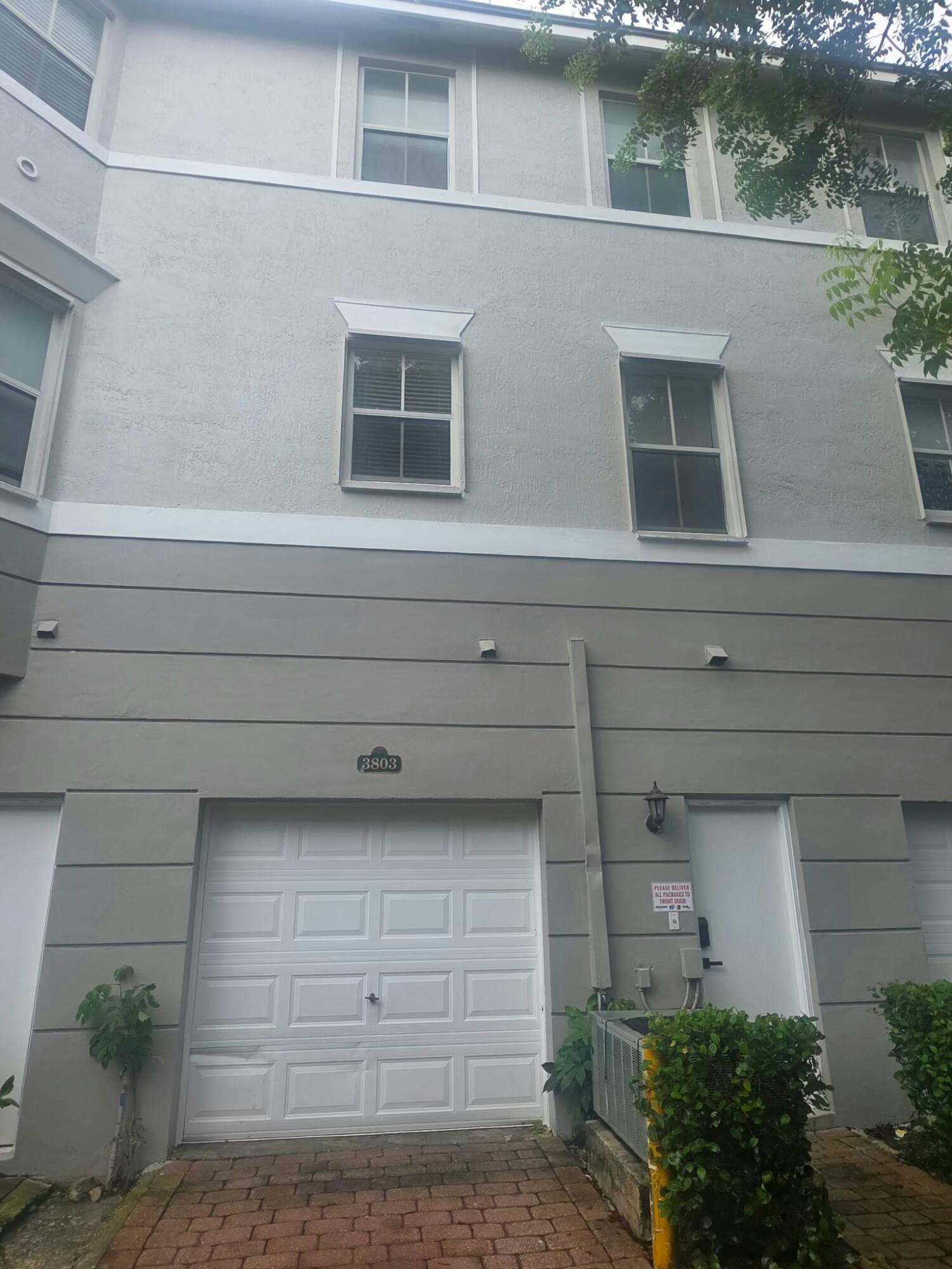 3903 SHOMA #NA, Royal Palm Beach FL 33414