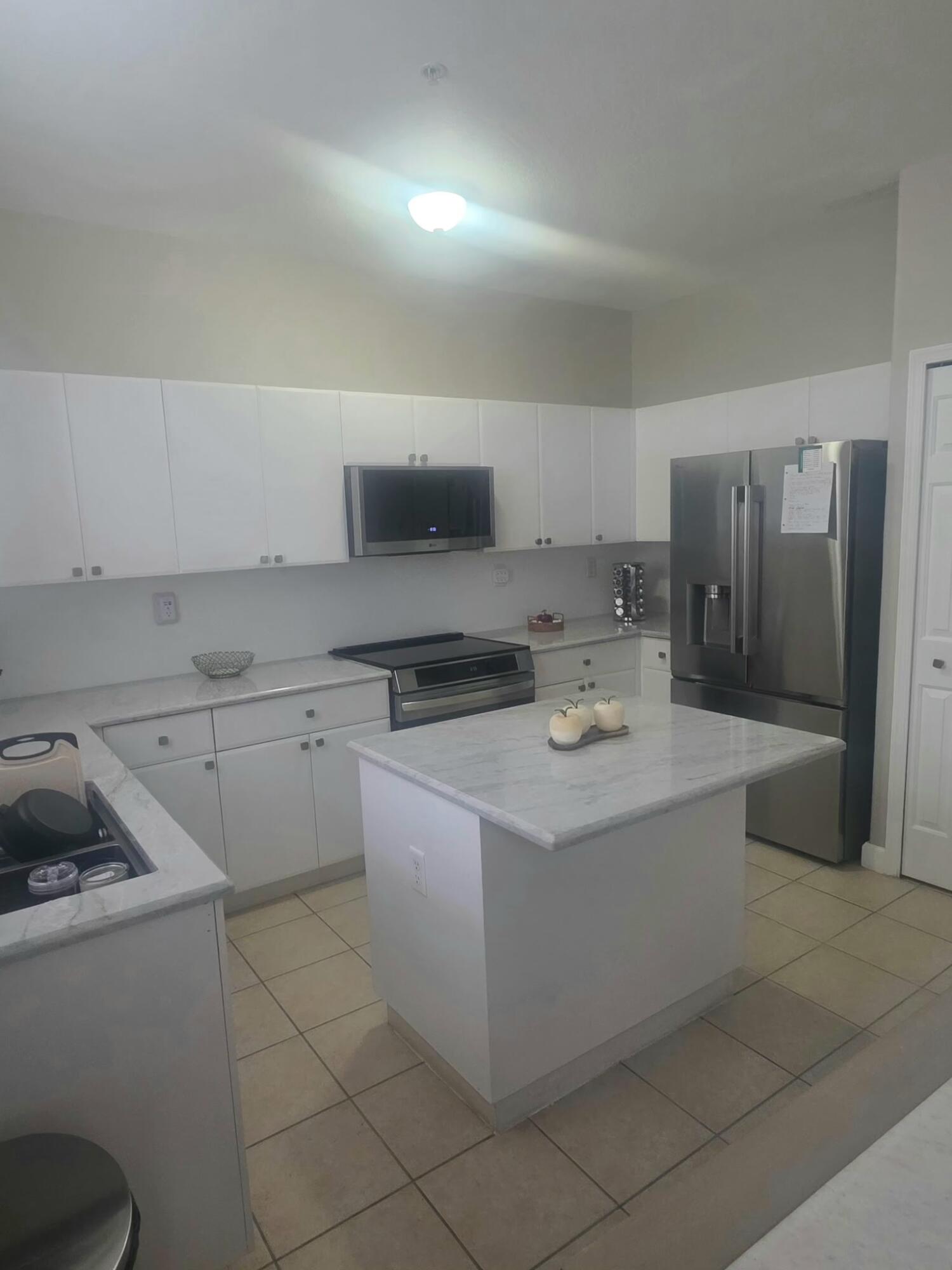3903 SHOMA #NA, Royal Palm Beach FL 33414