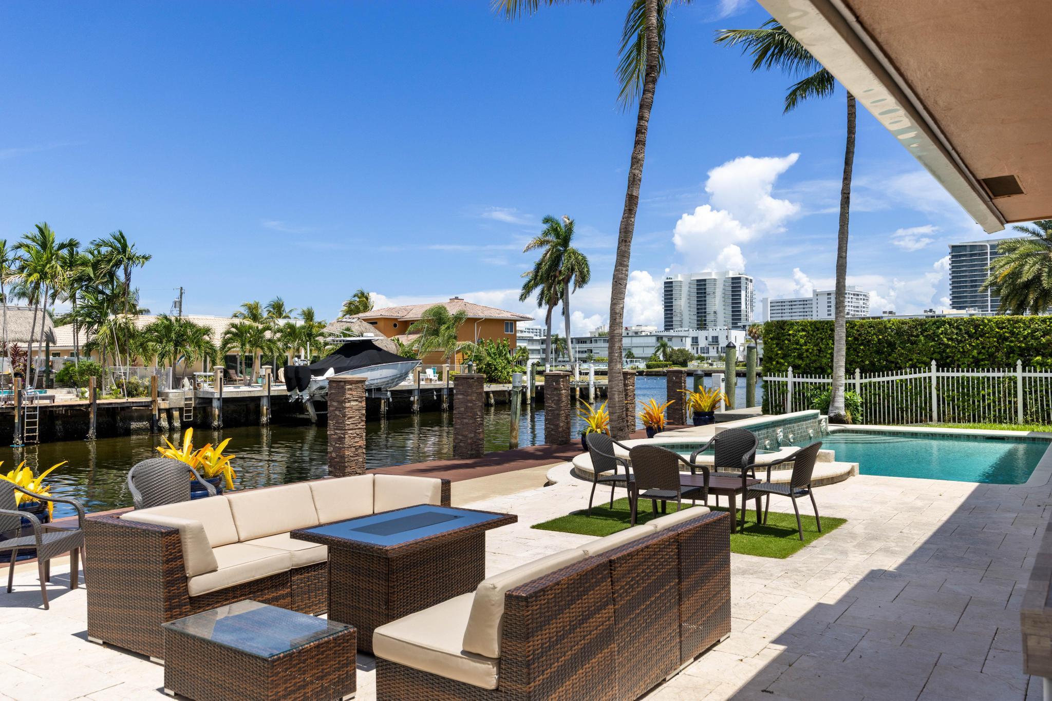 2851 NE 11TH, Pompano Beach FL 33062