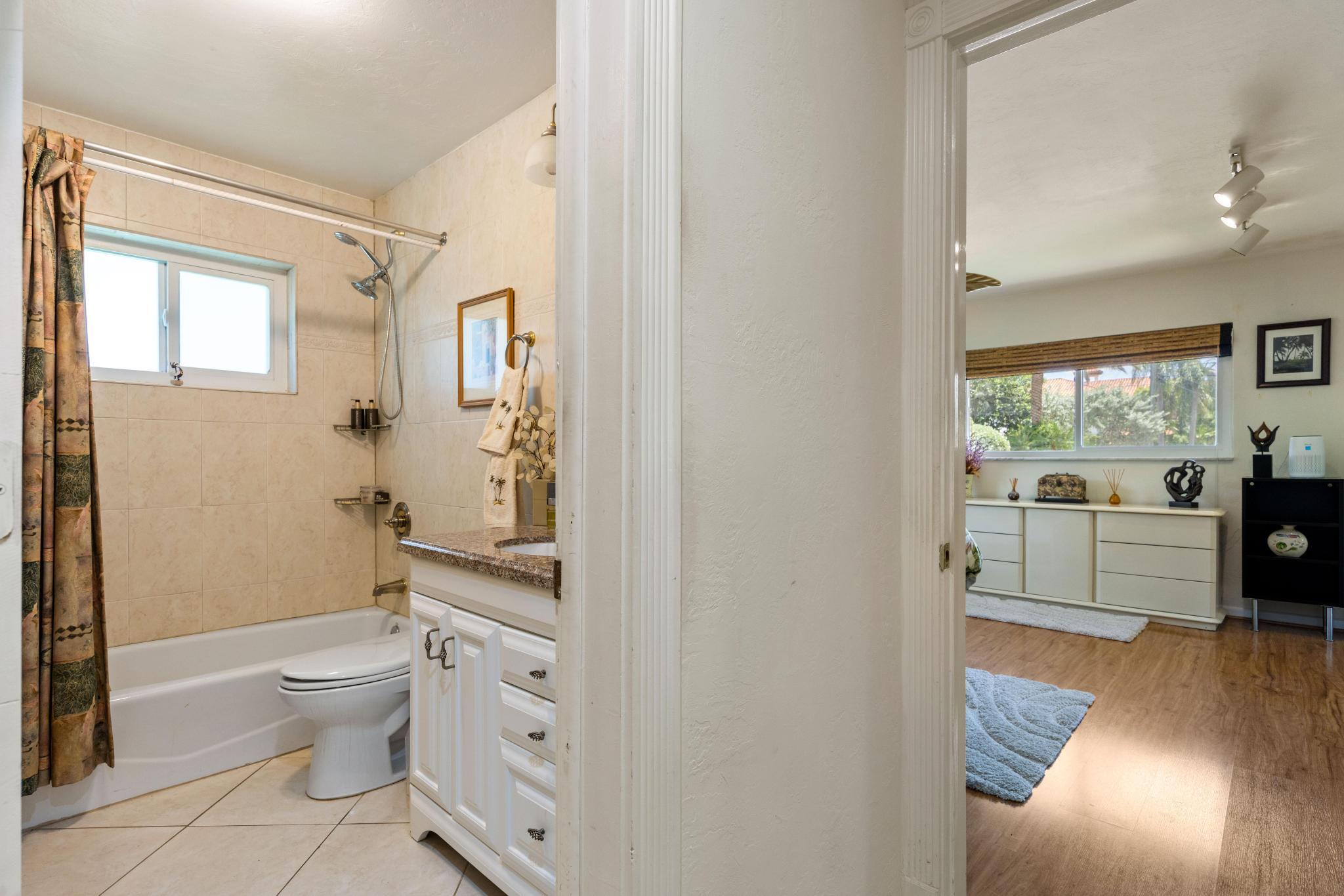 2851 NE 11TH, Pompano Beach FL 33062