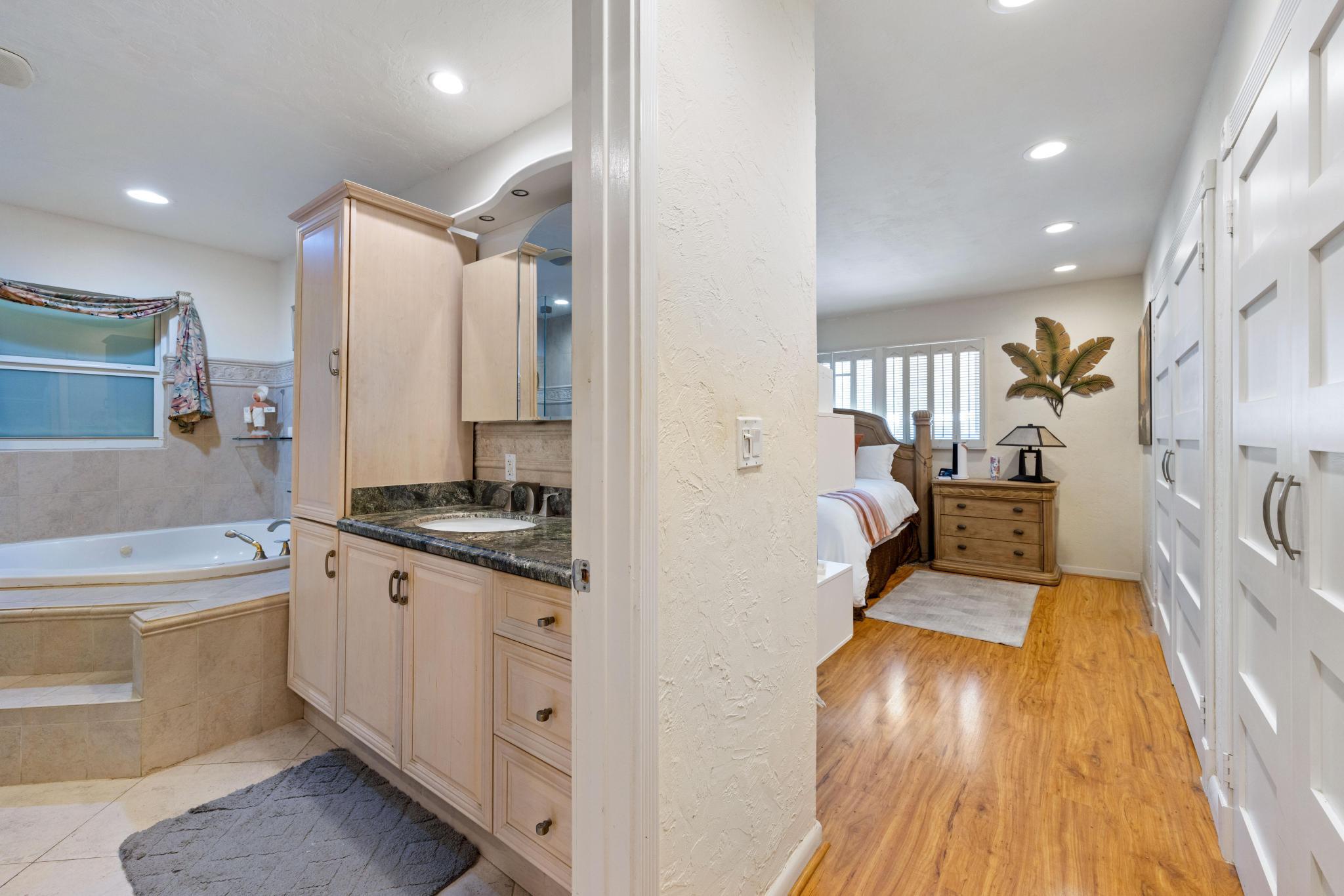 2851 NE 11TH, Pompano Beach FL 33062