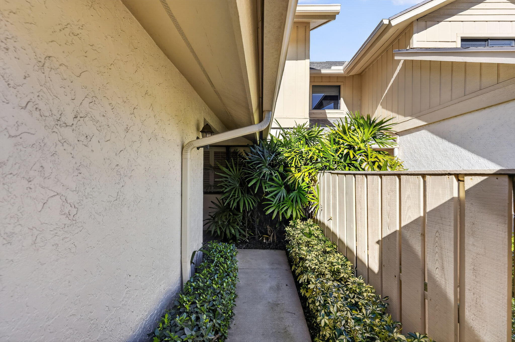 17053 Waterbend #132, Jupiter FL 33477