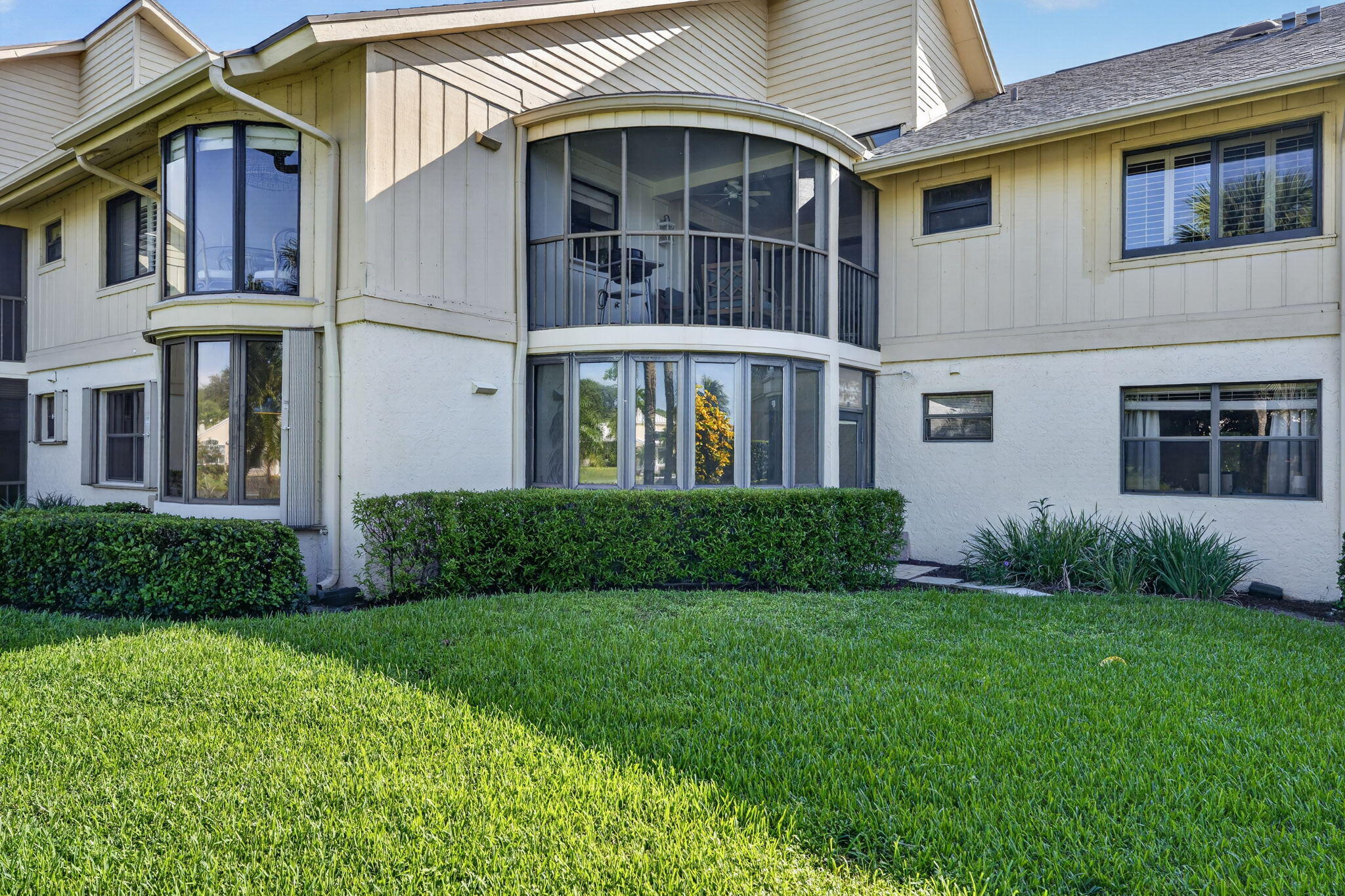 17053 Waterbend #132, Jupiter FL 33477