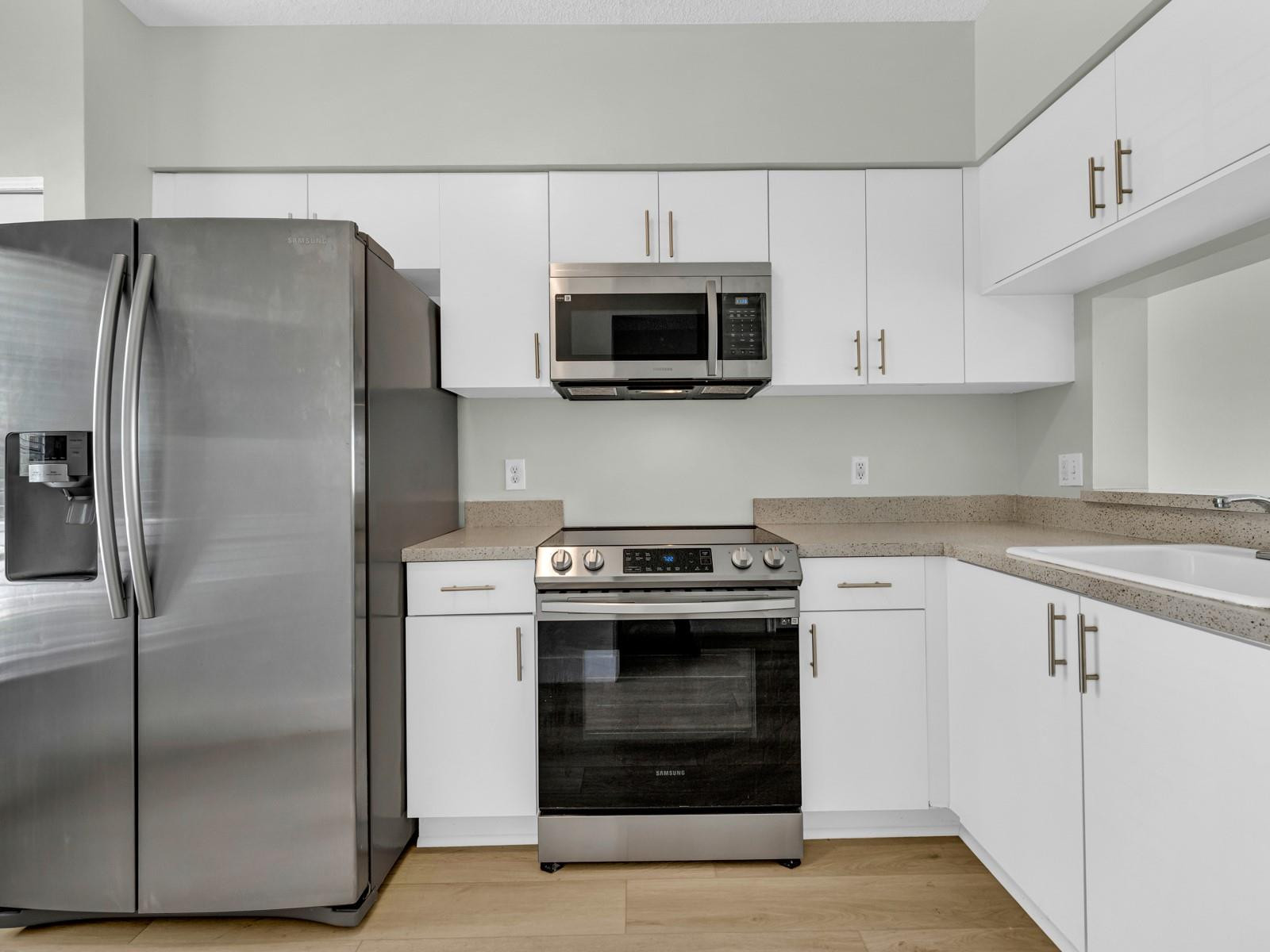 219 MALLORY, Weston FL 33326