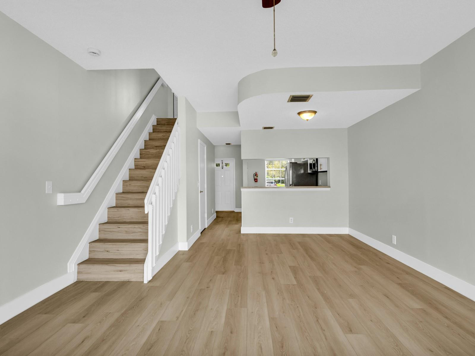219 MALLORY, Weston FL 33326