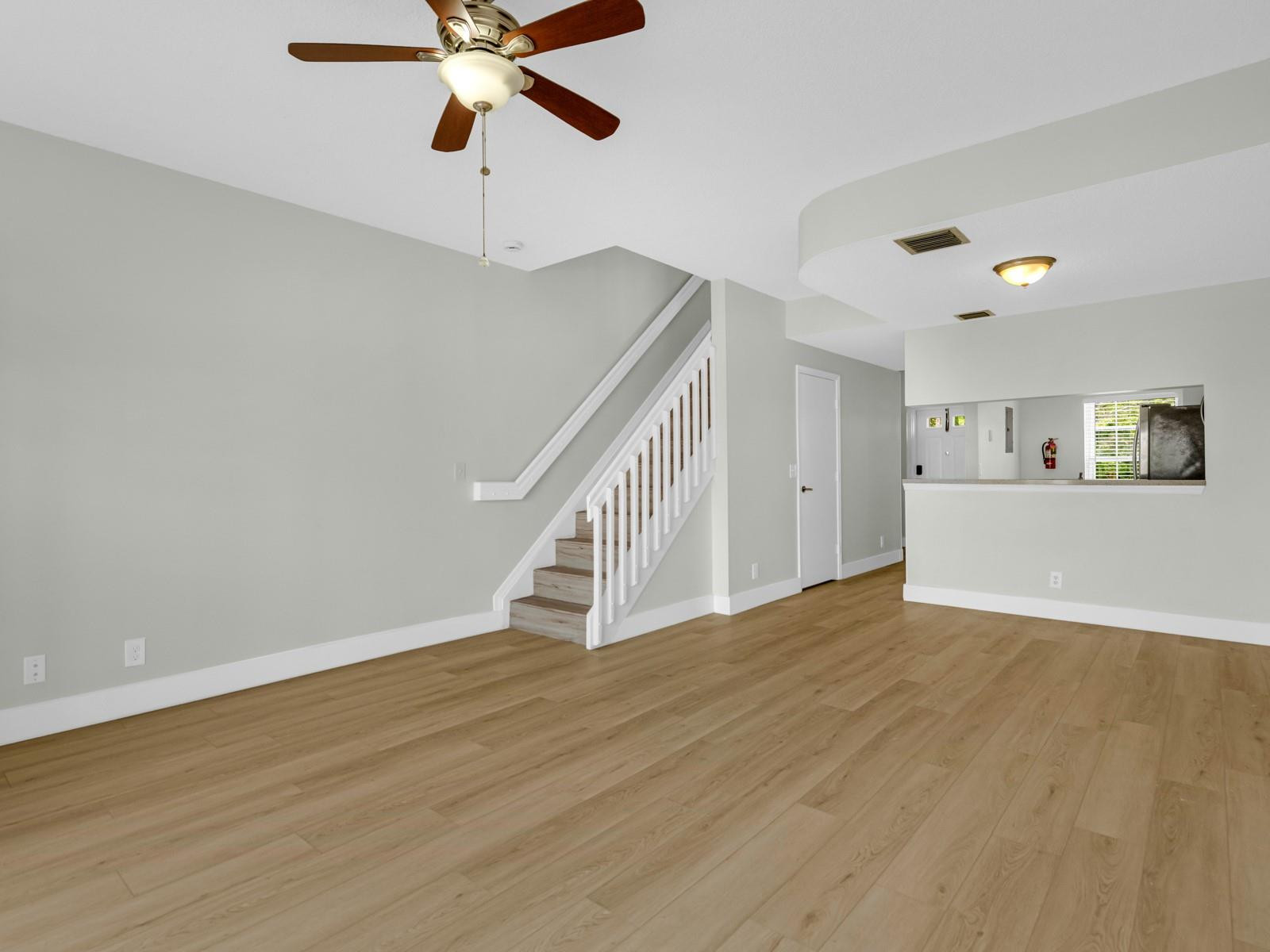 219 MALLORY, Weston FL 33326