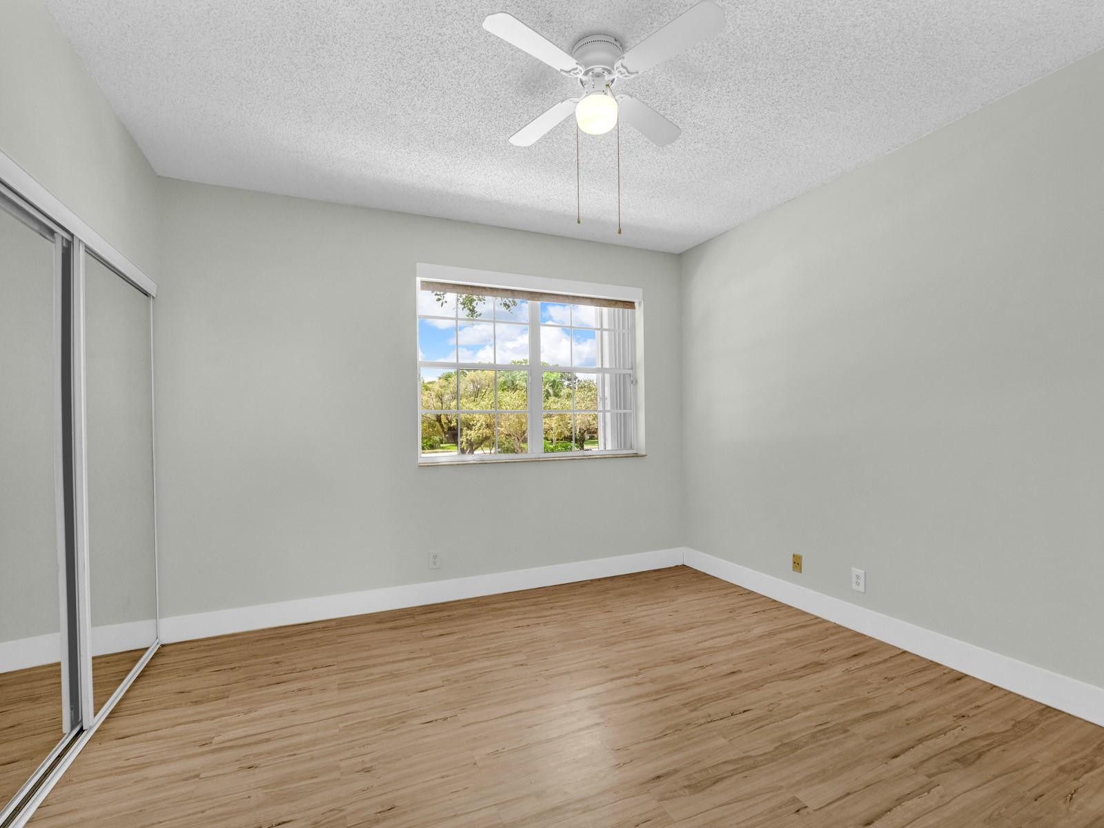 219 MALLORY, Weston FL 33326