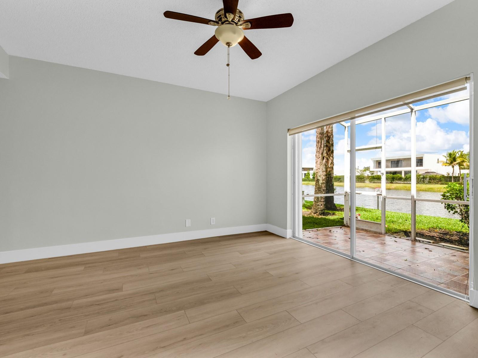 219 MALLORY, Weston FL 33326